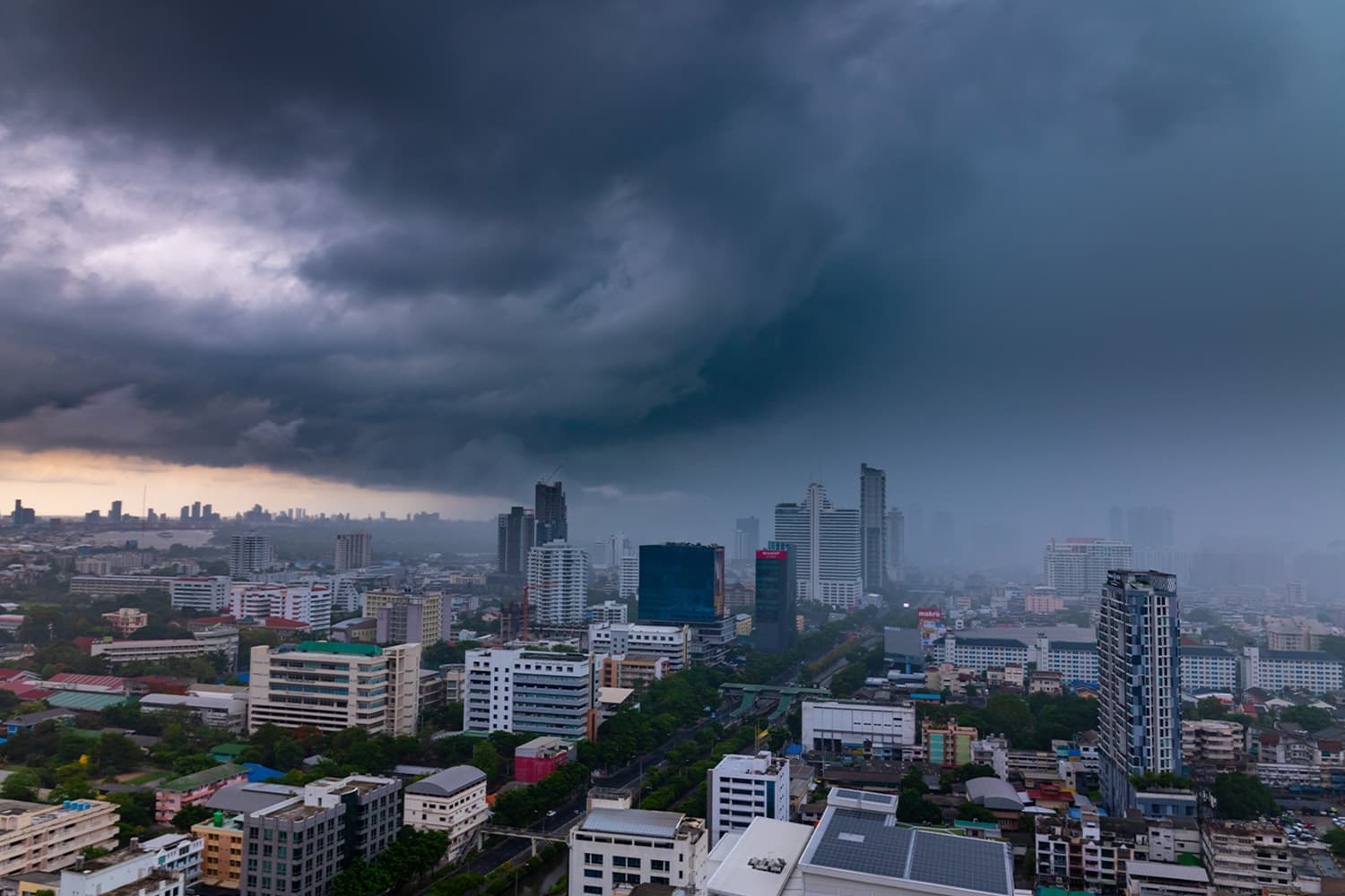 กรมอุตุฯ ประกาศเตือน ‘พายุฤดูร้อน’ ฉบับที่ 3 อีสาน-ตะวันออกโดนก่อน