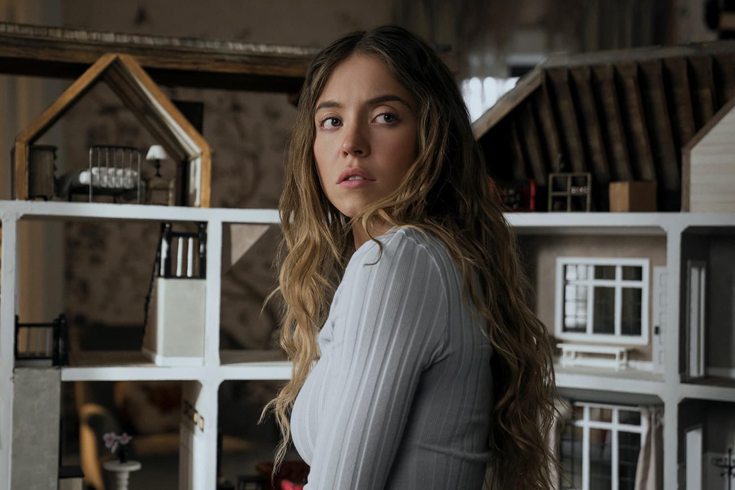 The Housemaid ได้ไปต่อ ผู้ผลิตประกาศเดินหน้าสร้างภาค 2 หลังภาคแรกโกยรายได้ถล่มทลาย