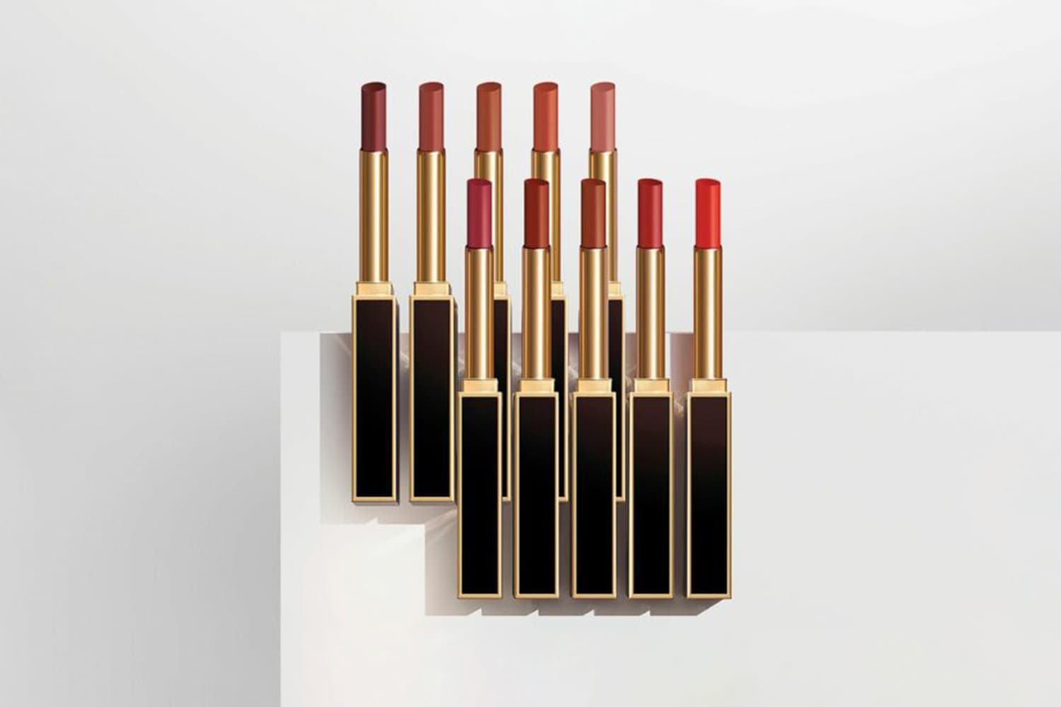 tomfort_new_lipstick_psd_SPACEBAR_Hero_e87104b4af.jpg