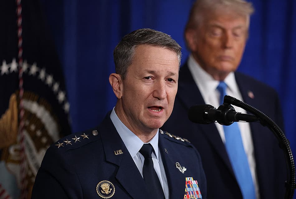 เพนตากอนเตือนถึงความเสี่ยงในการโจมตีอิหร่านแต่ทรัมป์ปฏิเสธ