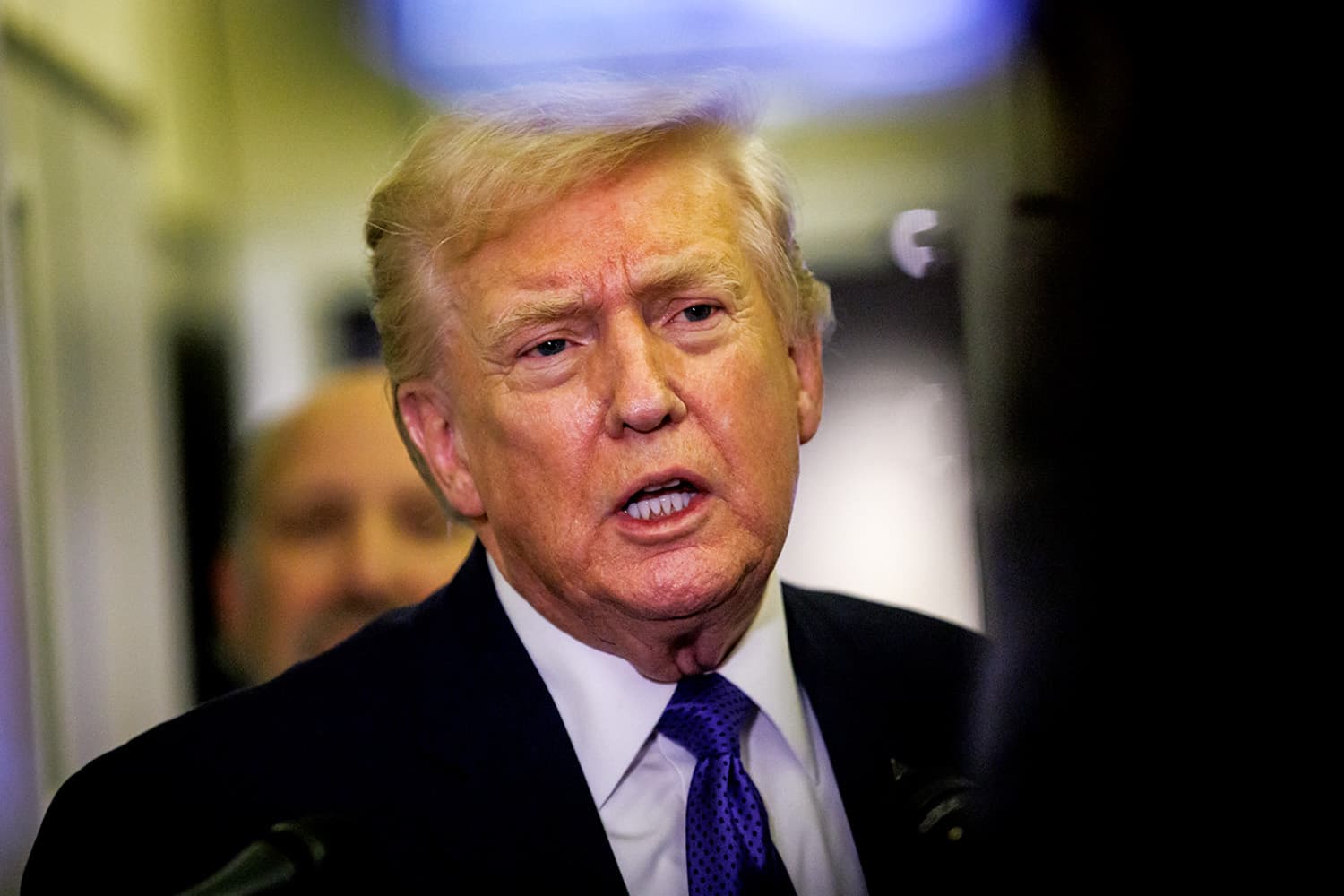 ทรัมป์งงทำไมอิหร่านยังไม่ยอมจำนนทั้งที่ระดมเรือรบไปขู่เต็มที่