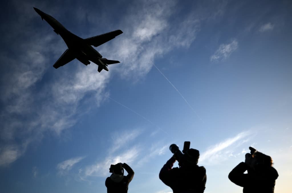 สถานทูตสหรัฐฯ ในอิรักถูกโจมตีด้วยโดรนขณะสงครามเข้าสู่สัปดาห์ที่ 3