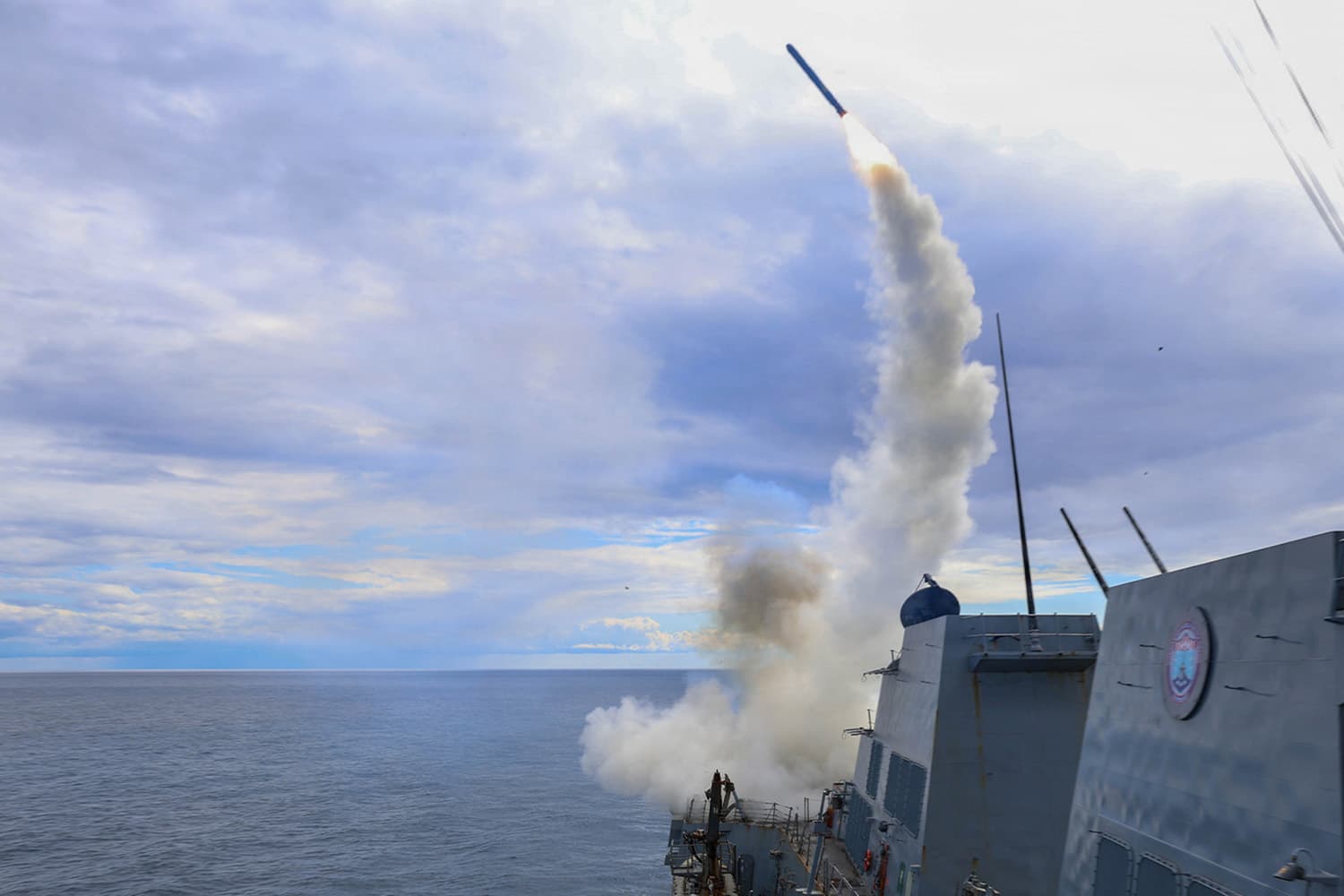 เกาะติดสถานการณ์สหรัฐฯ-อิสราเอล-อิหร่าน สงครามขยายวงกว้าง สหรัฐฯ โวมีอาวุธ ‘มากพอ’ ที่จะทำสงครามยืดเยื้อ