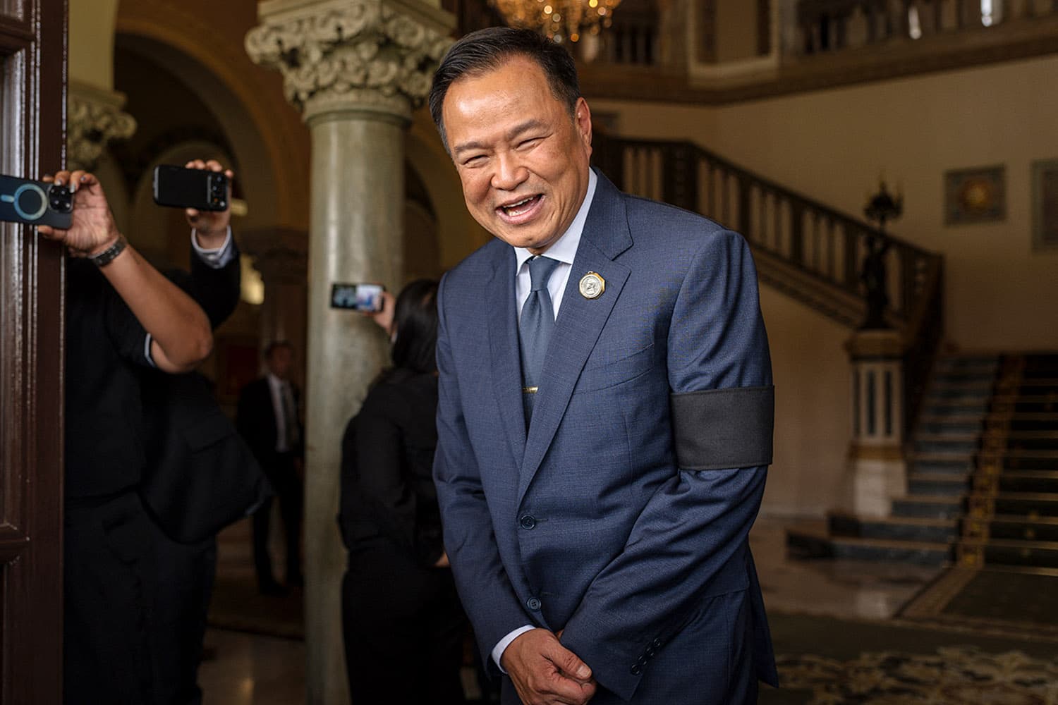 อนุทินเปิดใจกับนิตยสาร TIME การชนะเลือกตั้งมีความหมายอย่างไรต่อประเทศไทยและโลก