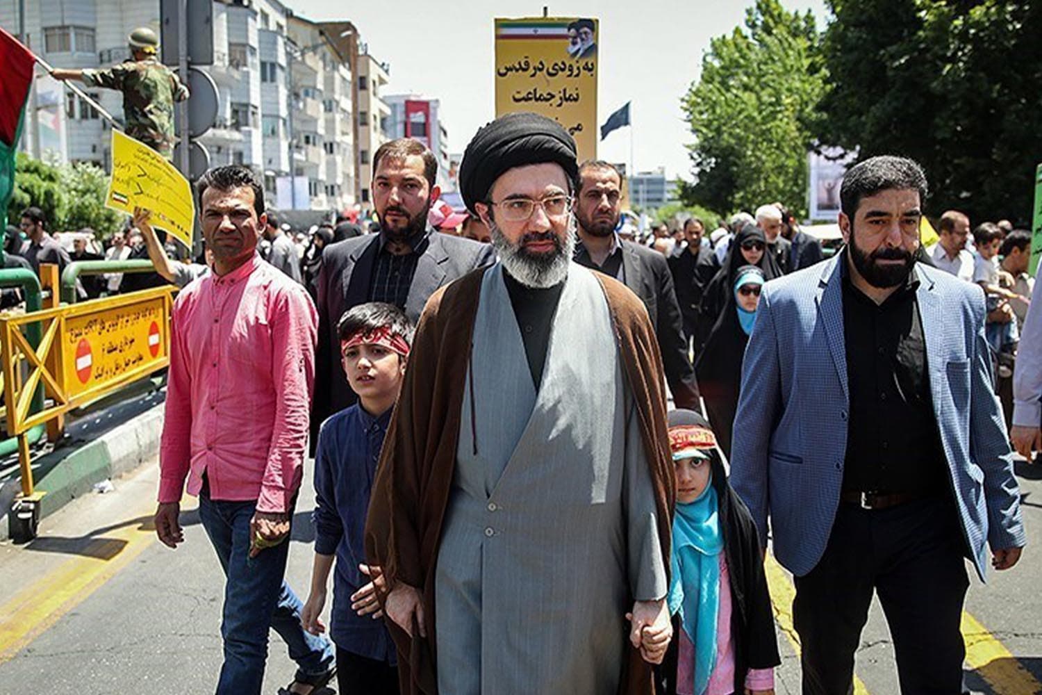 กองทัพ IRGC ของอิหร่านเลือกผลักดันลูกชายคาเมเนอีรับตำแหน่งผู้นำสูงสุดคนใหม่