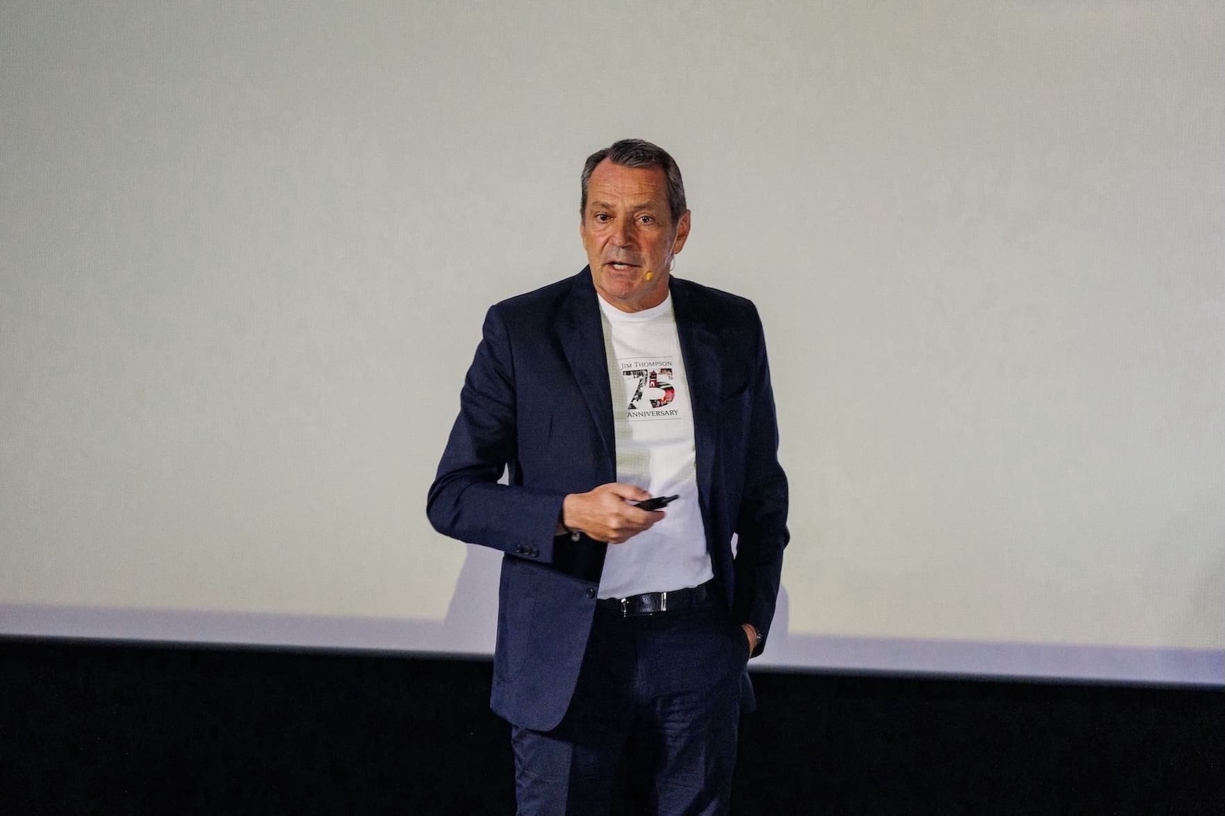 คุณแฟรงก์ แคนเซลโลนี ประธานเจ้าหน้าที่บริหารกลุ่มบริษัท อุตสาหกรรมไหมไทย จำกัด แบรนด์ จิม.jpg