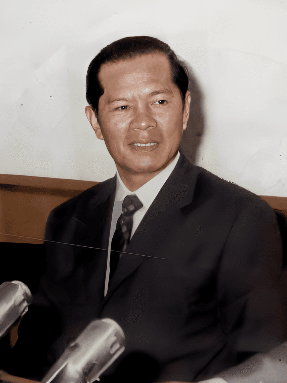 ประมาณ อดิเรกสาร