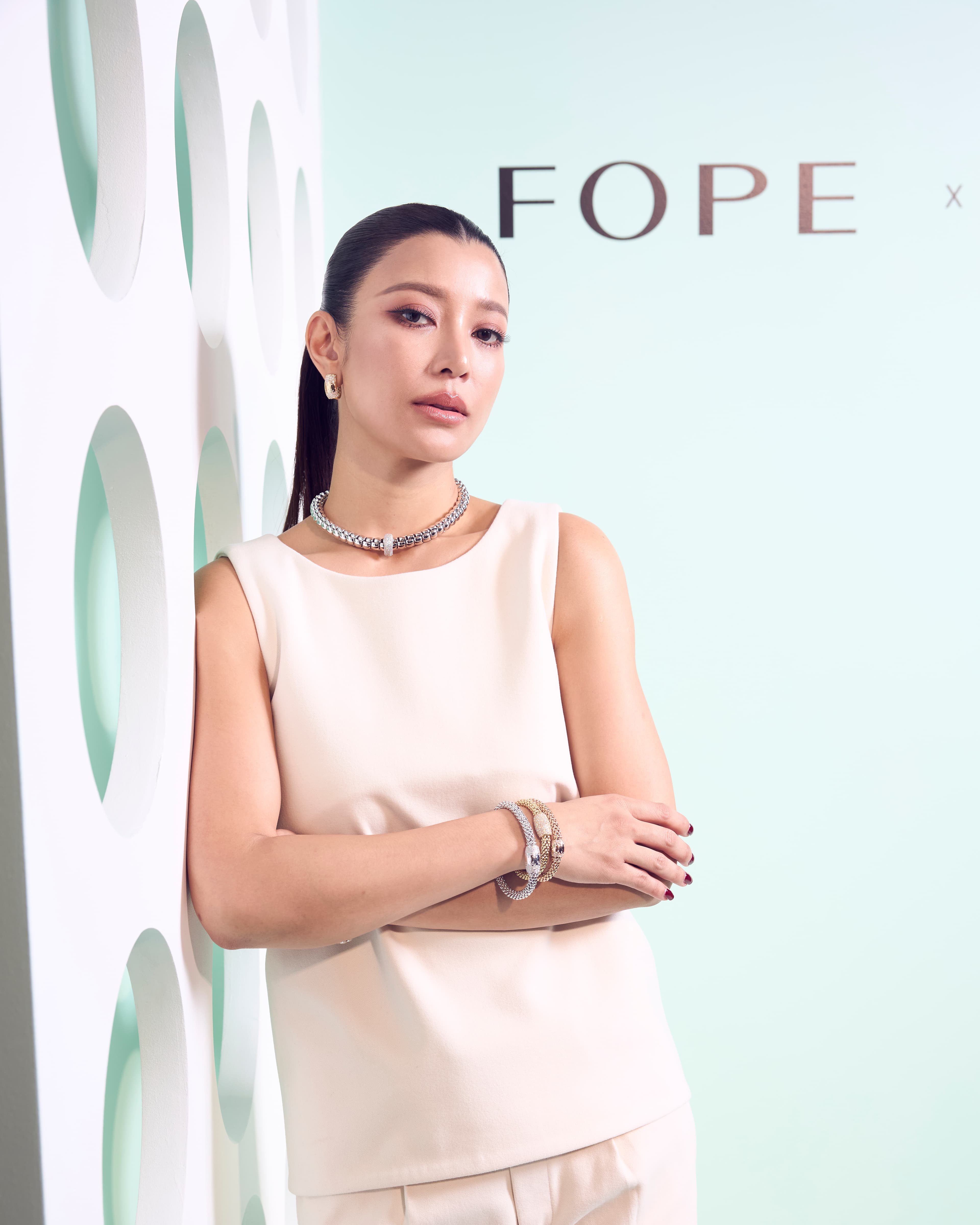 9. มรกต แสงทวีป.jpg