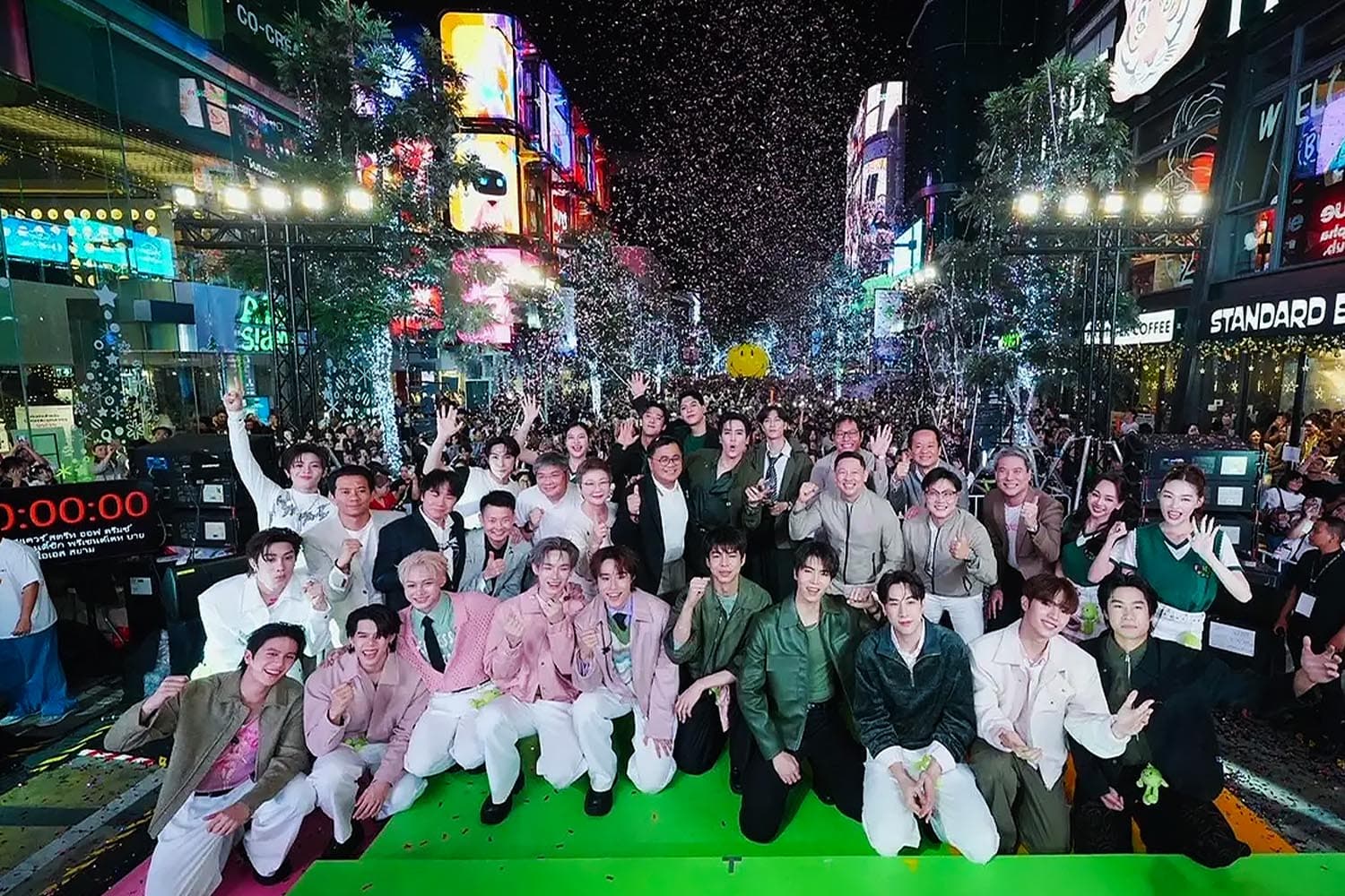 เอไอเอสเผยดาต้าพุ่ง 515% สยามสแควร์ครองใจ Gen C