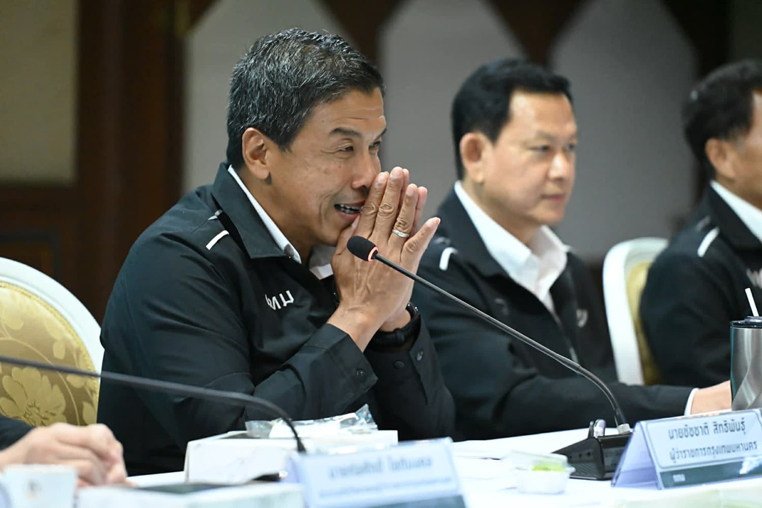 ‘ชัชชาติ’ ย้ำ 6 ประเด็น ช่วงเปลี่ยนผ่าน ‘ห้ามเกียร์ว่าง-วางตัวเป็นกลางเลือกตั้ง’
