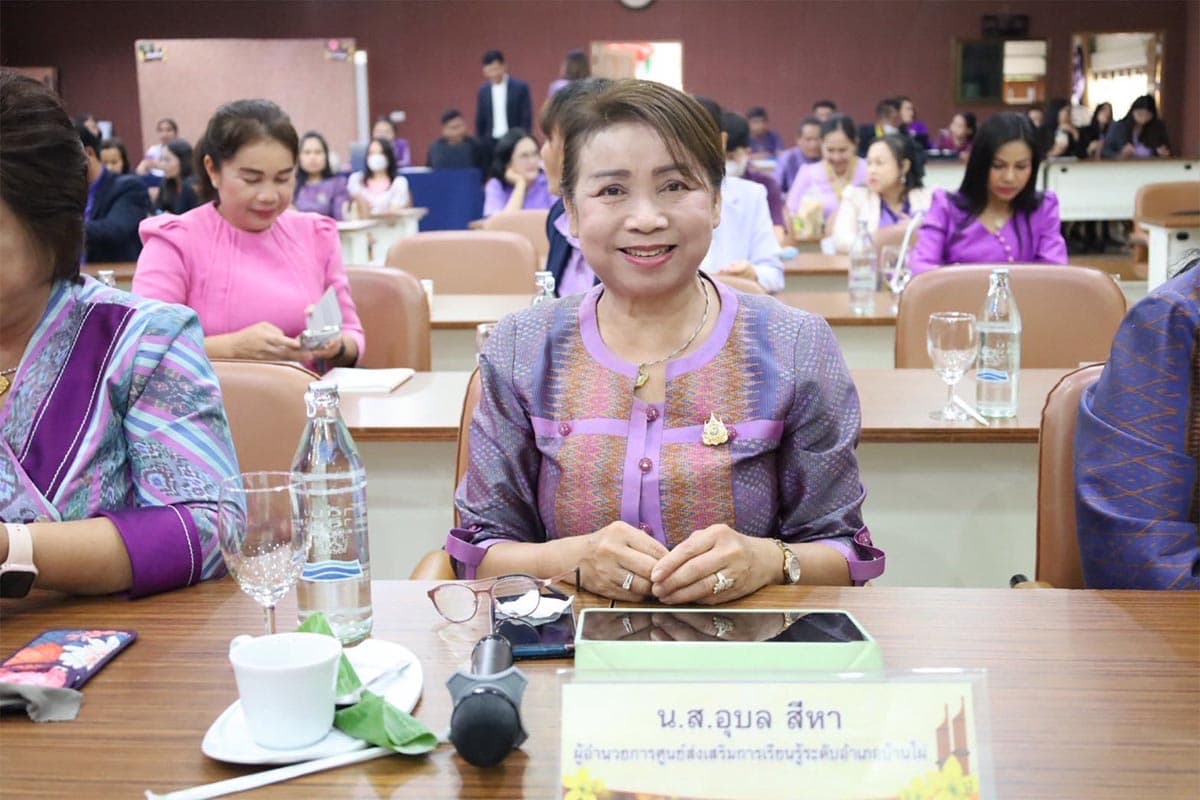 Cannabis-is-not-free-Khon Kaen- community-enterprise-leaves-greenhouses-abandoned-SPACEBAR-Photo06.jpg