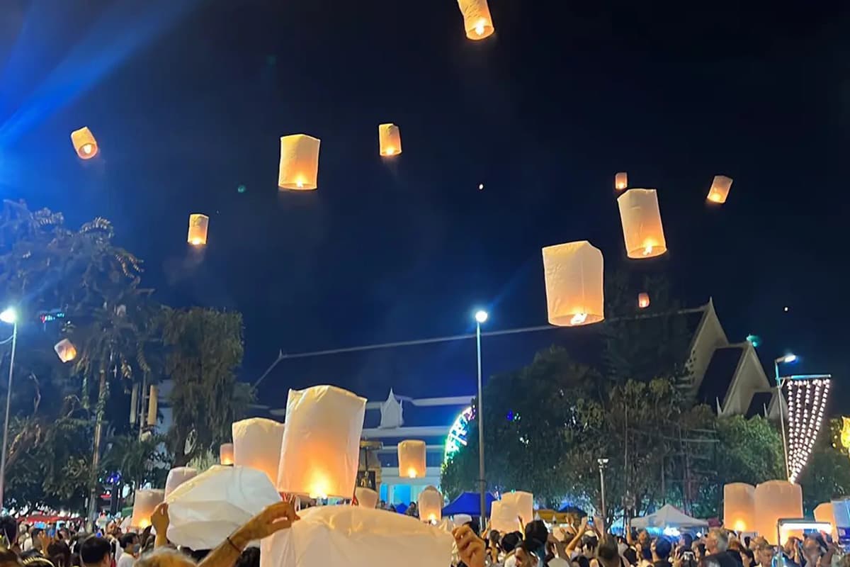 Chiang Mai-pioneers-eco-friendly-balloon-lanterns-to-promote-tourism-and-reduce-the-risk-of-fire-SPACEBAR-Photo03.jpg