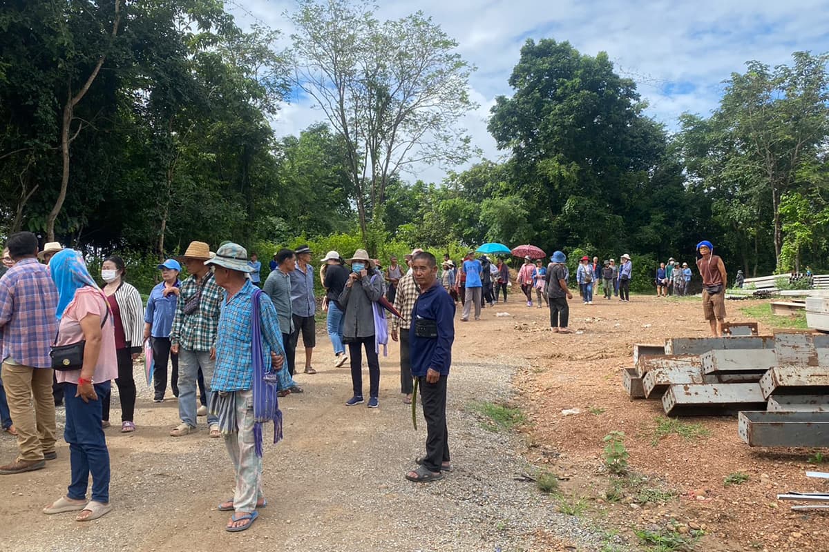 Chiang Mai-residents-oppose-the-construction-of-a-power-plant-and-waste-dump-SPACEBAR-Photo08-1.jpg