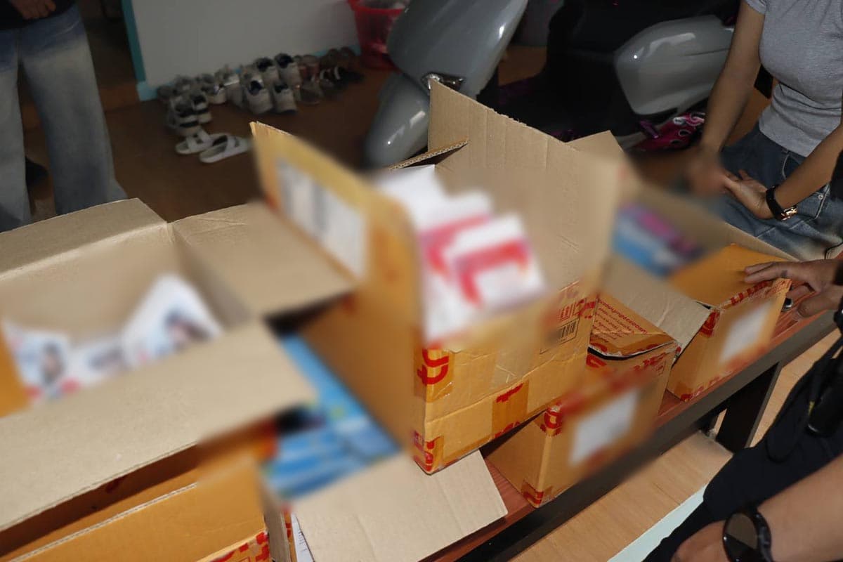 Chiang Mai-uncovers-scam-where-fraudsters-trick-students-into-providing-information-to-call-center-gangs-SPACEBAR-Photo04.jpg