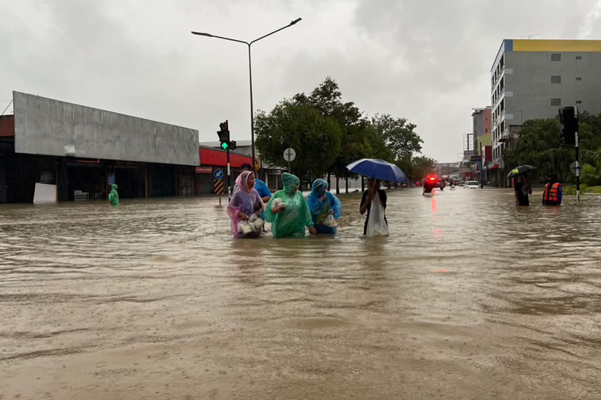 DDPM-reports-flooding-in-nine-southern-provinces-affecting-over-2-million-people-SPACEBAR-Photo02.jpg