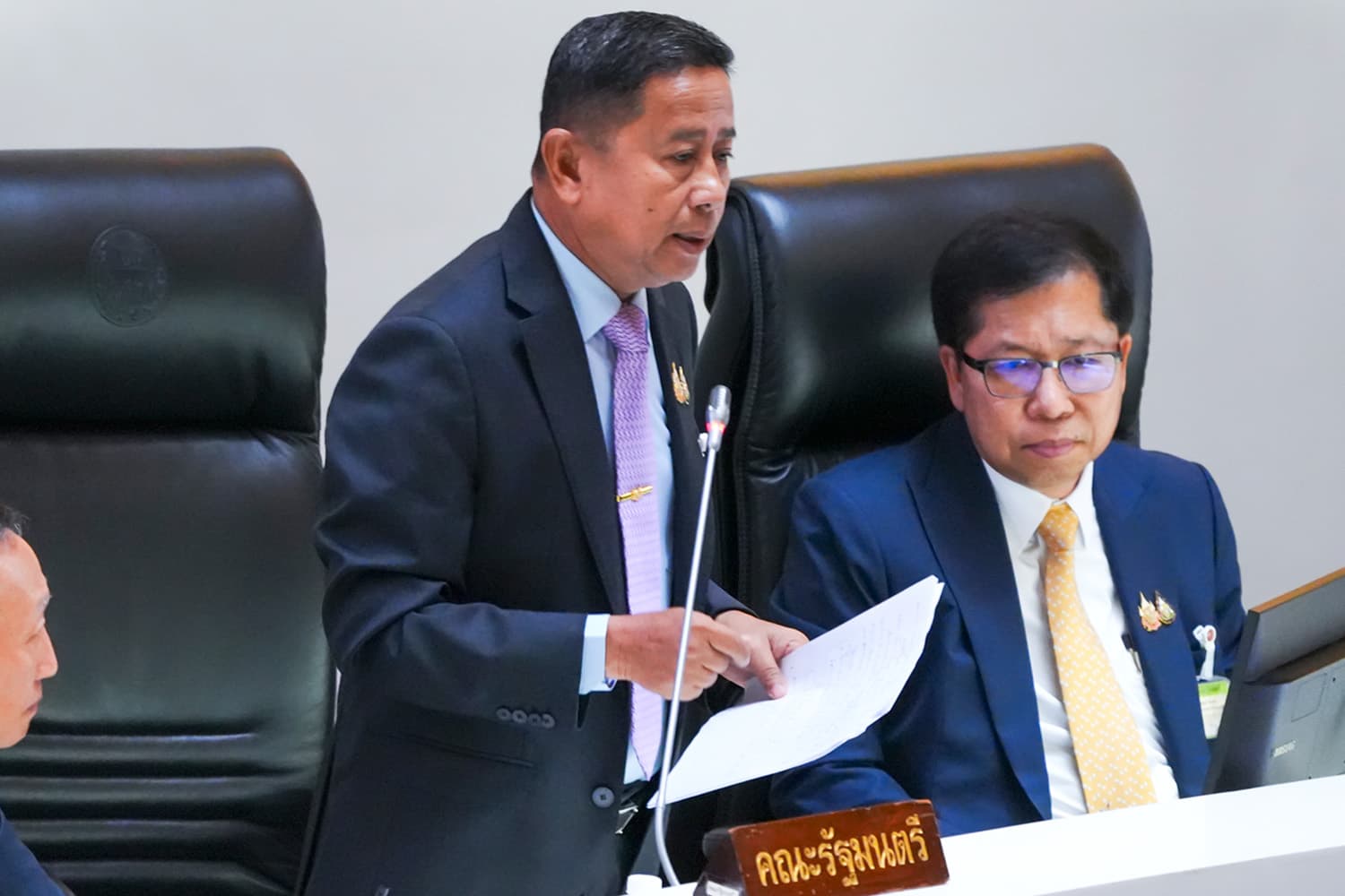 ‘รมช.กลาโหม’ แจงปมชายแดน-เคลียร์ดราม่าทหารกินแต่ ‘มาม่า-ปลากระป๋อง’