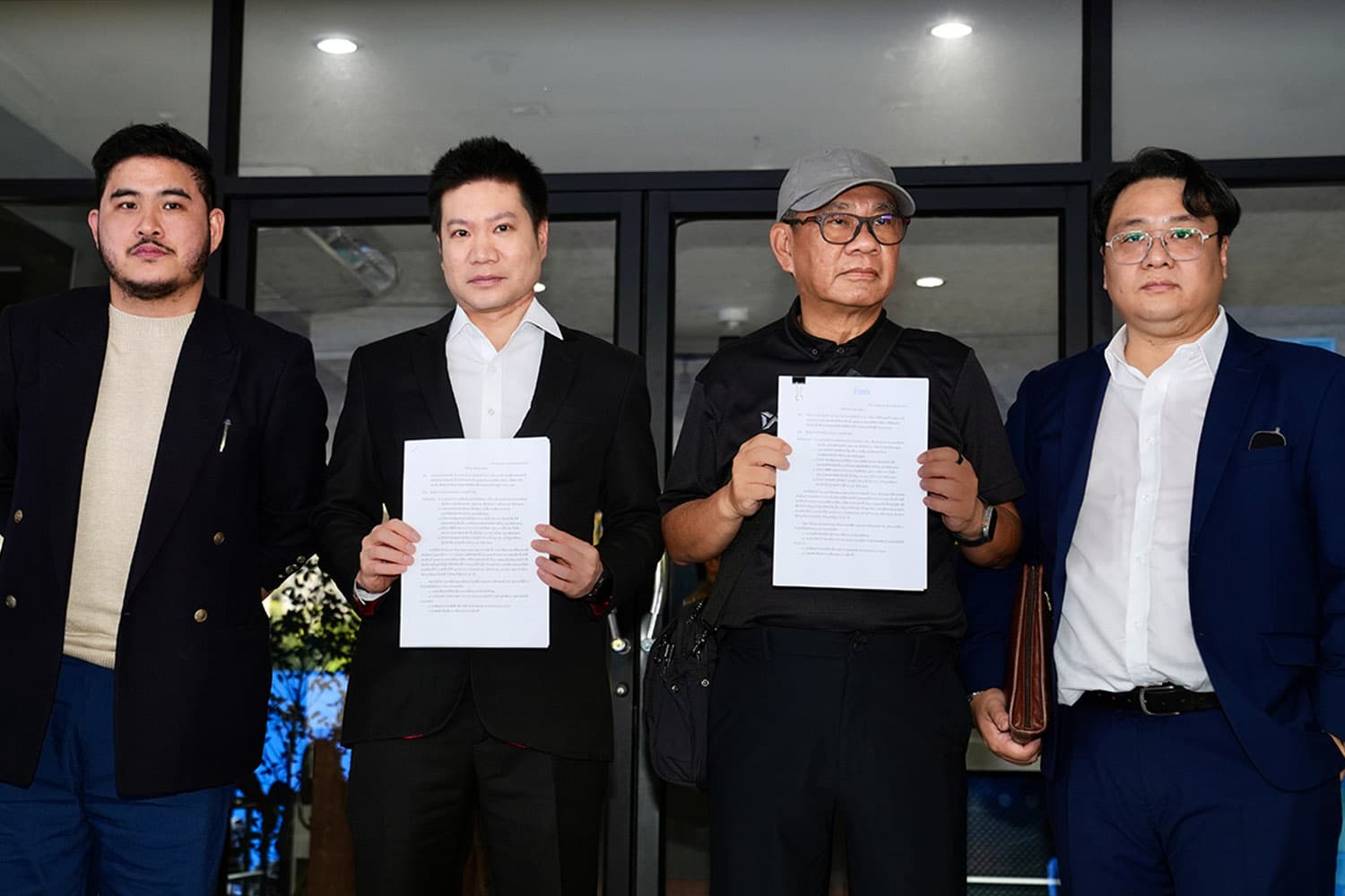 Photo Story 4 ผู้ถูกกล่าวหา คดี 'กกต.' ฟ้องอั้งยี่ พบ 'พงส.กองปราบ' ถามข้อเท็จจริงฟ้องใคร-ข้อหาใด