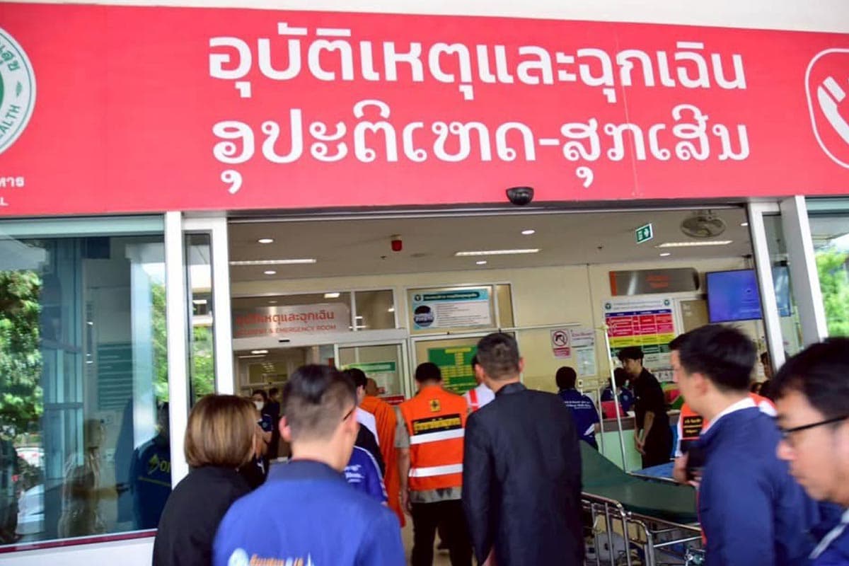 Eight-Buddhist-monks-died-in-a-car-accident-in-Mukdahan-province-SPACEBAR-Photo04.jpg