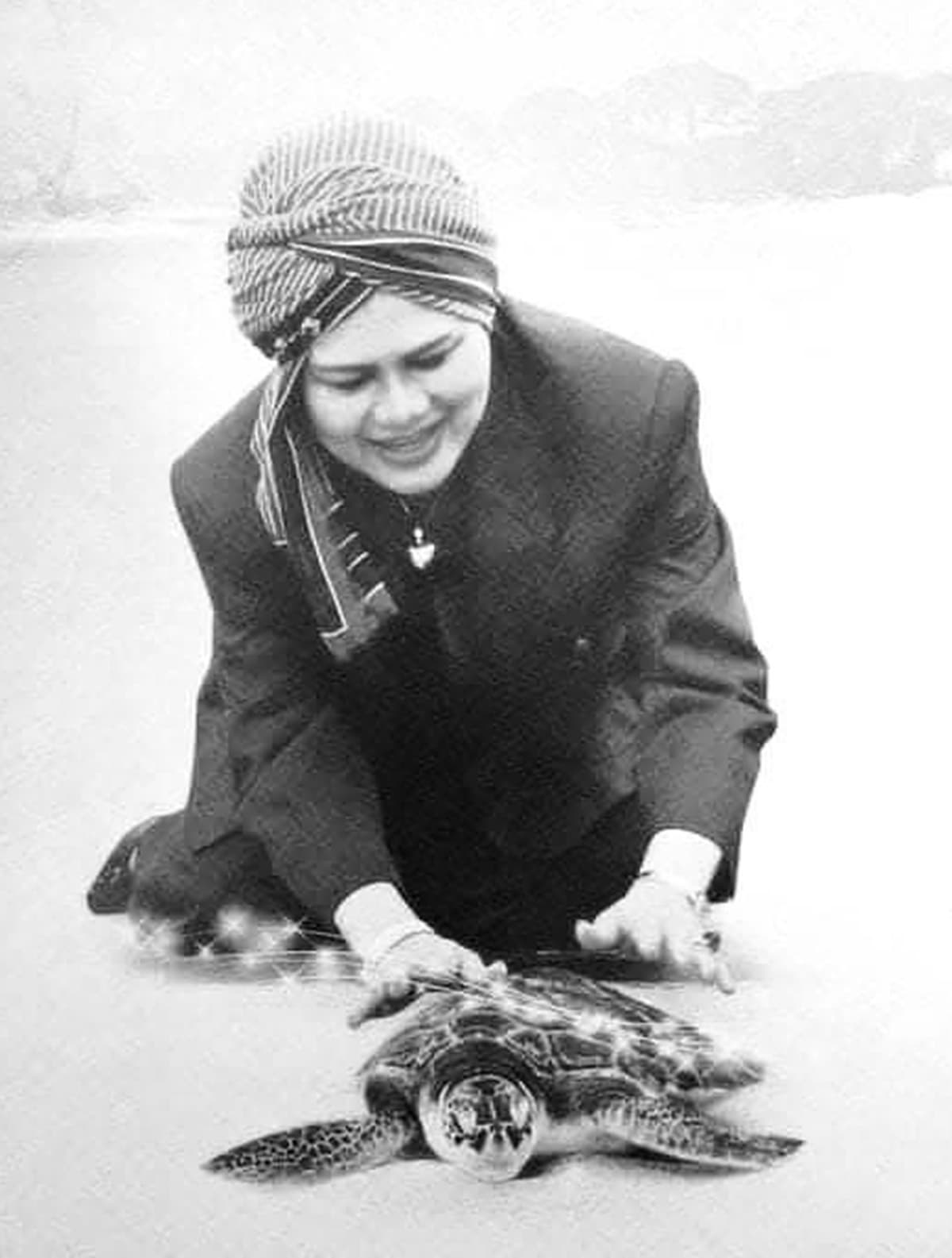 Her-Majesty-the-Queen Mother-Royal-Initiative-Preserving-and-Developing-the-Thai-Sea-SPACEBAR-Photo01.jpg