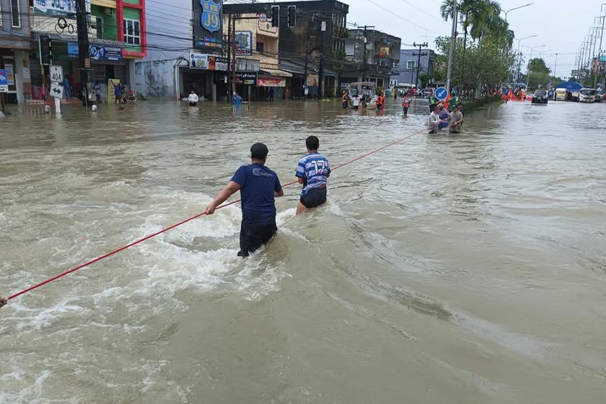 Meteorological-Department-warns-8-more-southern-provinces-to-brace-for-heavy-rain-watch-out-for-floods-and-flash-floods-SPACEBAR-Photo02.jpg