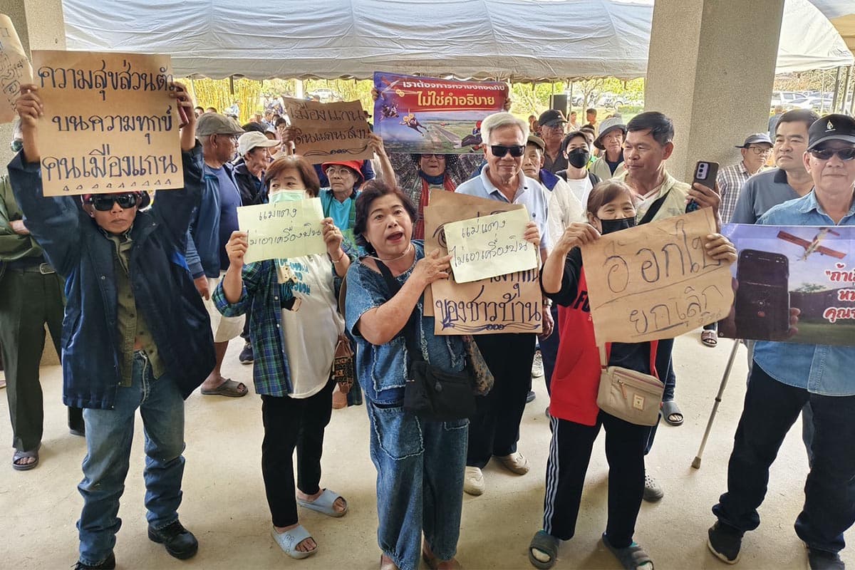 Noise-pollution-Small-aircraft-are-disturbing-communities-in-Chiang Mai-SPACEBAR-Photo03.jpg