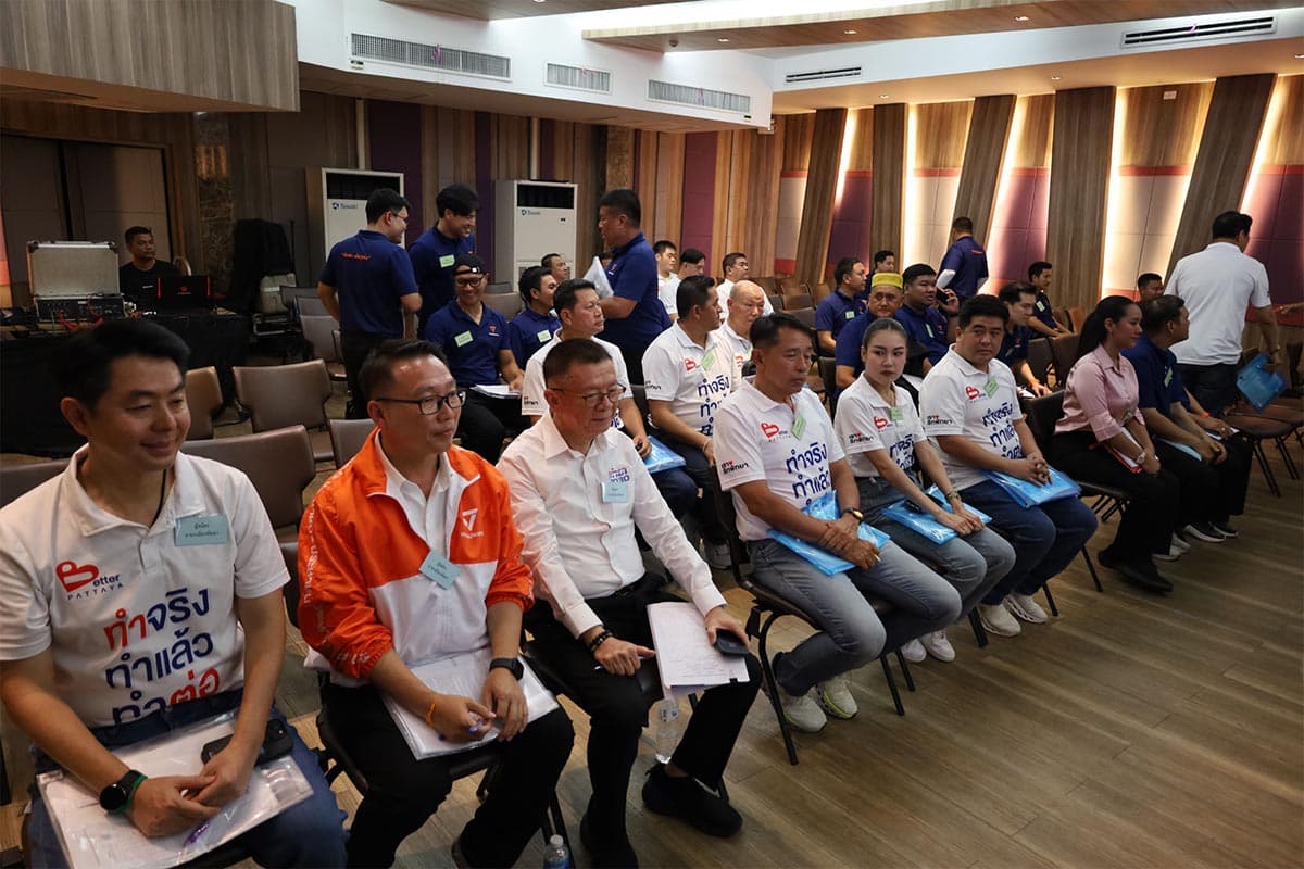 Pattaya-City-elections-are-bustling-with-activity-as-three-major-teams-submitted-their-applications-on-the-first-day-SPACEBAR-Photo03.jpg