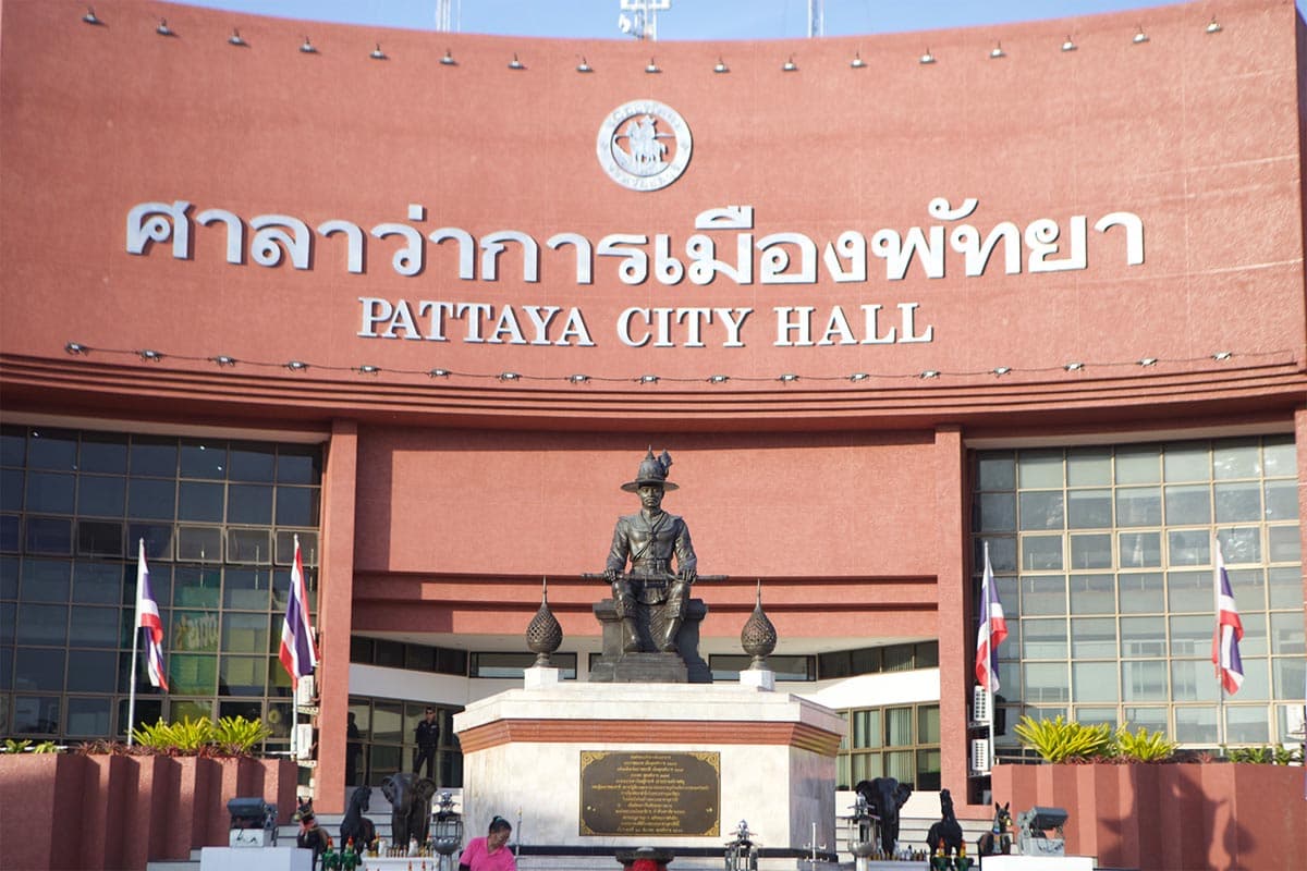 Pattaya-City-elections-are-bustling-with-activity-as-three-major-teams-submitted-their-applications-on-the-first-day-SPACEBAR-Photo18.jpg