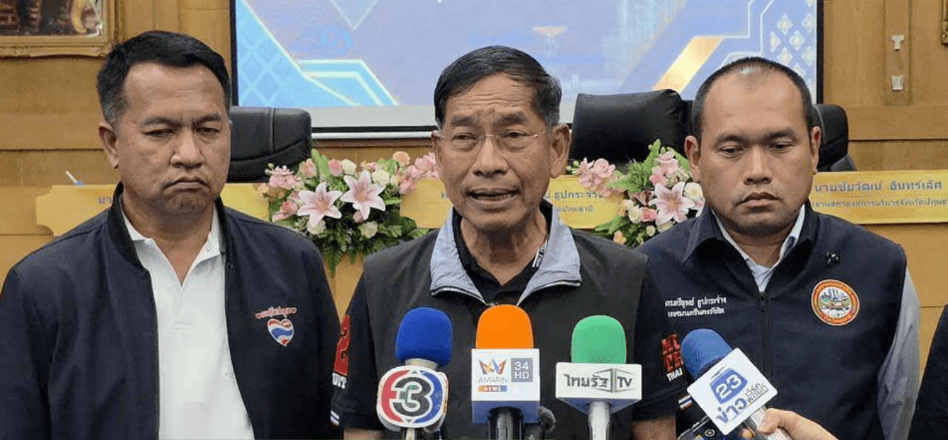 ‘บิ๊กแจ๊ส’ พล.ต.ท.คำรณวิทย์ ธูปกระจ่าง นายกฯ อมจ.ปทุมธานี ออกมาช่วยบรรเทาวิกฤตพลังงาน แม้ลดราคาน้ำมันได้เล็กน้อย แต่ได้ใจไปเต็ม ๆ และเชิญชวนจังหวัดอื่นทำบ้าง