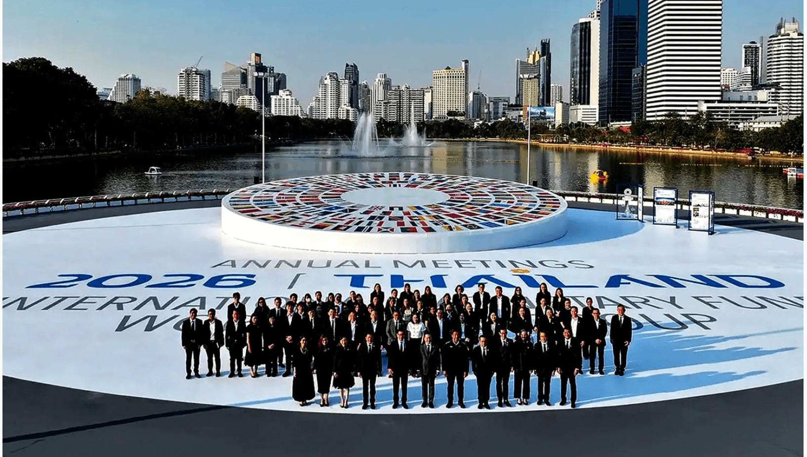 จัดการประชุม IMF-World Bank วันที่ 12–18 ตุลาคม ที่ศูนย์การประชุมแห่งชาติสิริกิติ์ รัฐบาลสั่งเข้ม สัมภาระห้ามค้าง แถวตรวจคนเข้าเมืองต้องสั้น อย่าทำเสียหน้าเจ้าภาพ