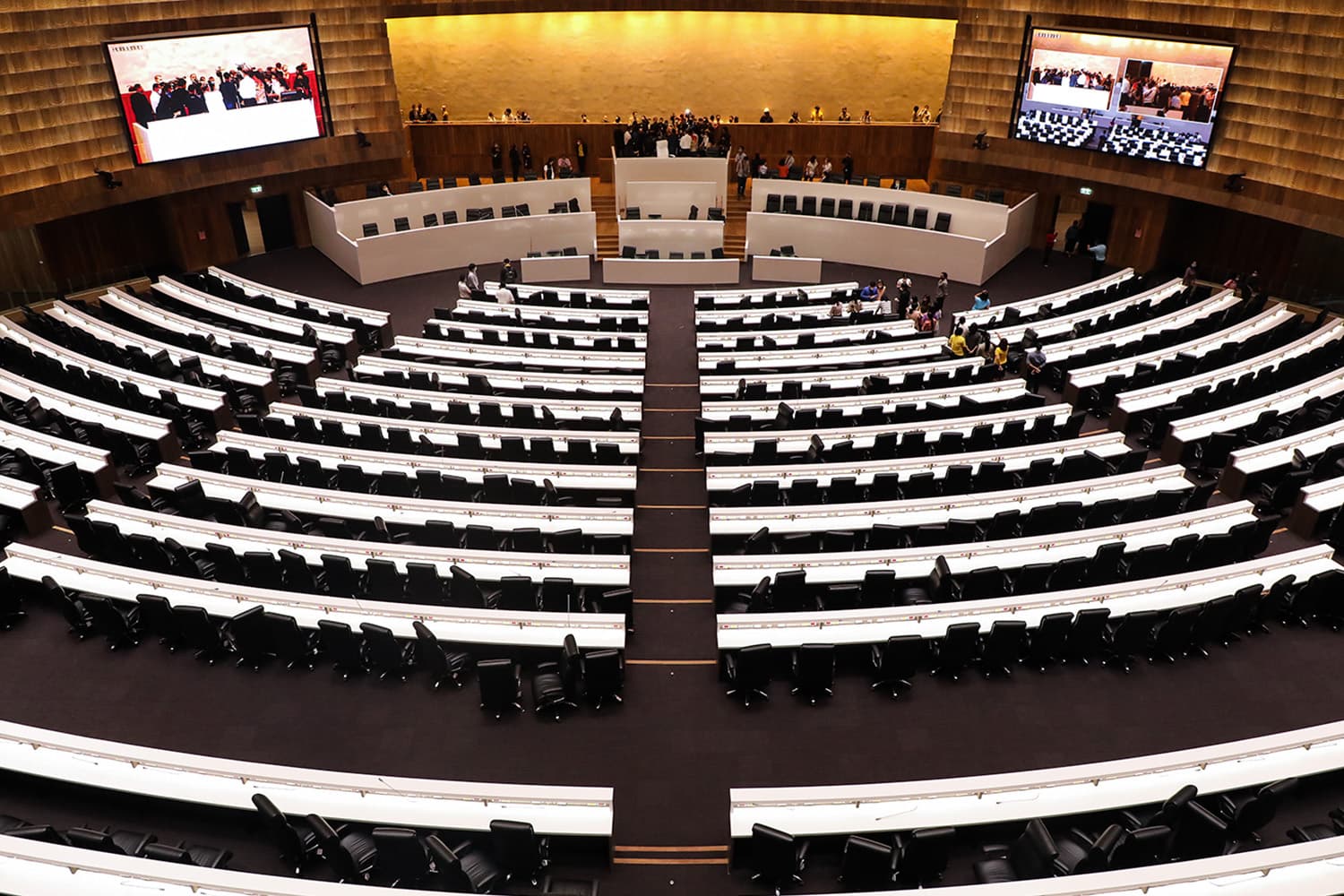 ไม่หวั่นวิกฤติศรัทธา ลต. ‘สว.’ประชุมลับจ่อรับรอง ‘กกต.ใหม่’