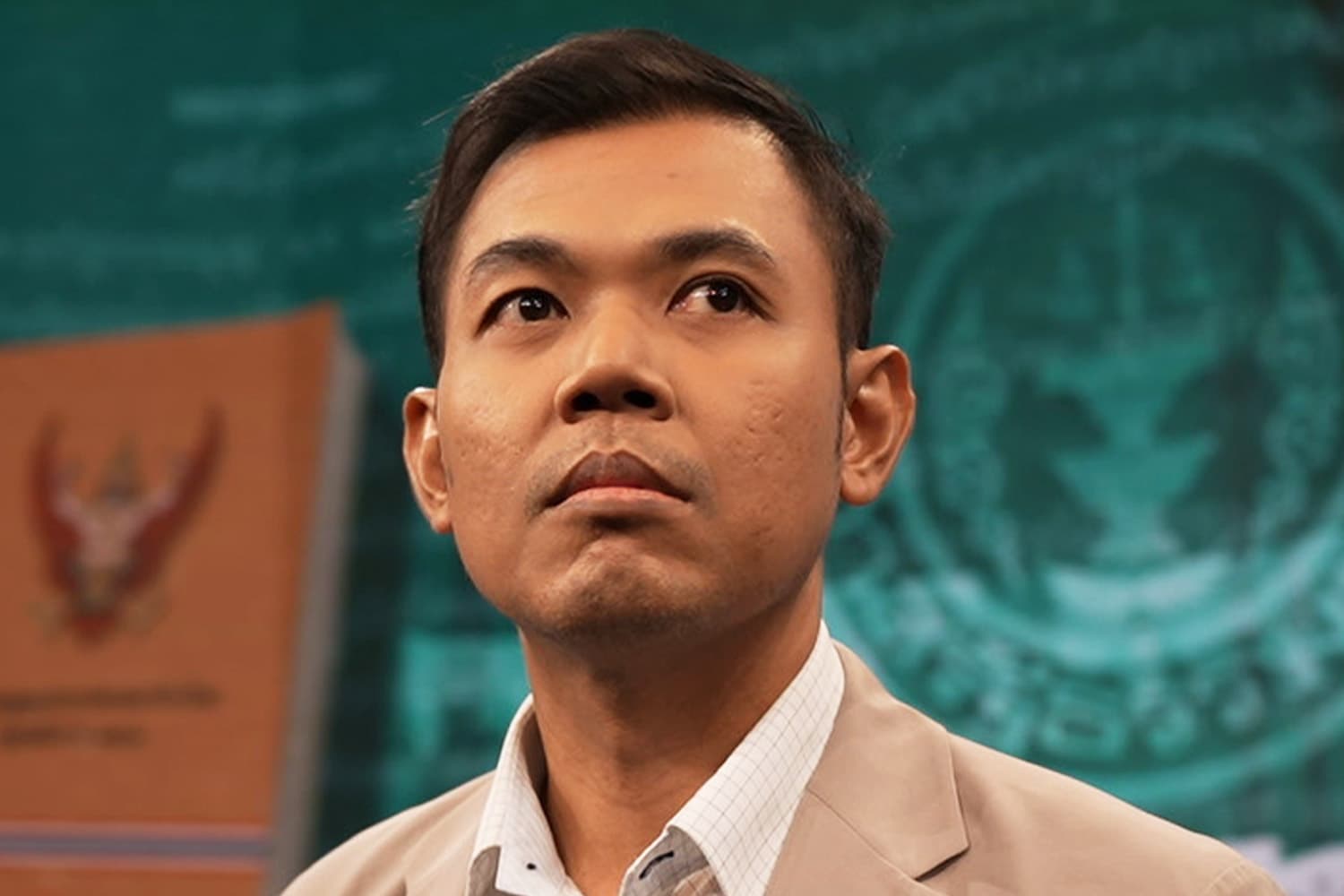 ‘เทวฤทธิ์’ โวย ‘สภาสูง’ ไม่บรรจุญัตต ชะลอโหวตเห็นชอบ ‘กกต.’