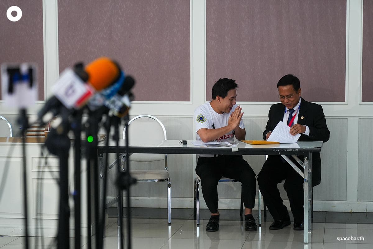 Sitra_gives_evidence_to_AMLO_to_investigate_Torsak_wife_financial_route_SPACEBAR_Photo00_a20ddf4c30.jpg