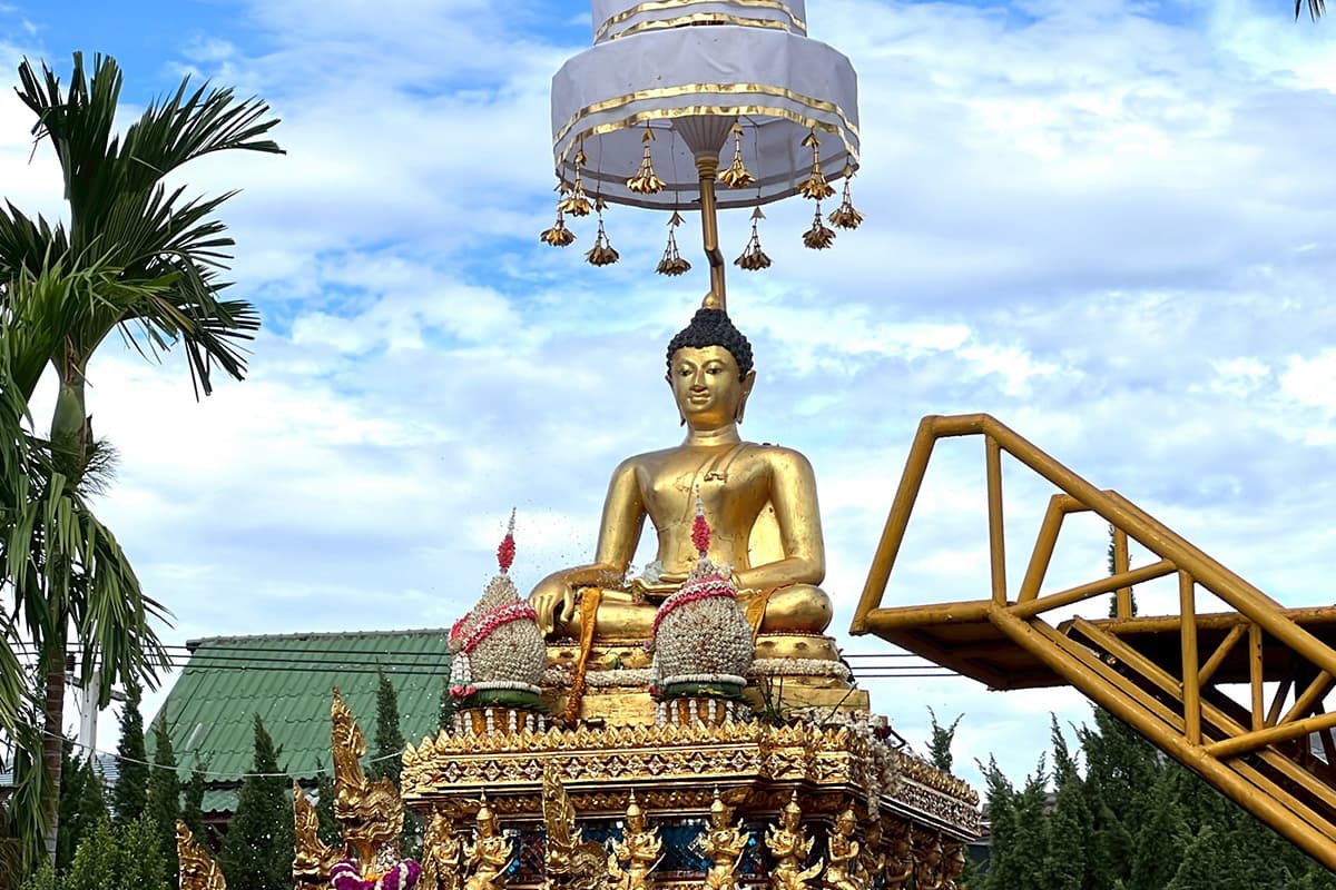 Songkran-in-Chiang Mai-is-expected-to-be-quiet-due-to-the-economic-downturn-SPACEBAR-Photo11.jpg