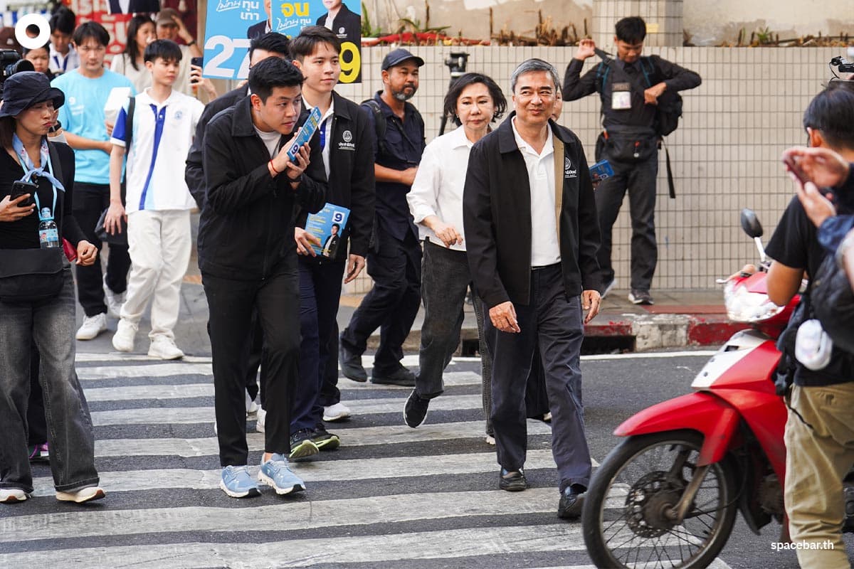 The-Democrat-Party-campaigns-in-Bangkok-SPACEBAR-Photo09.jpg