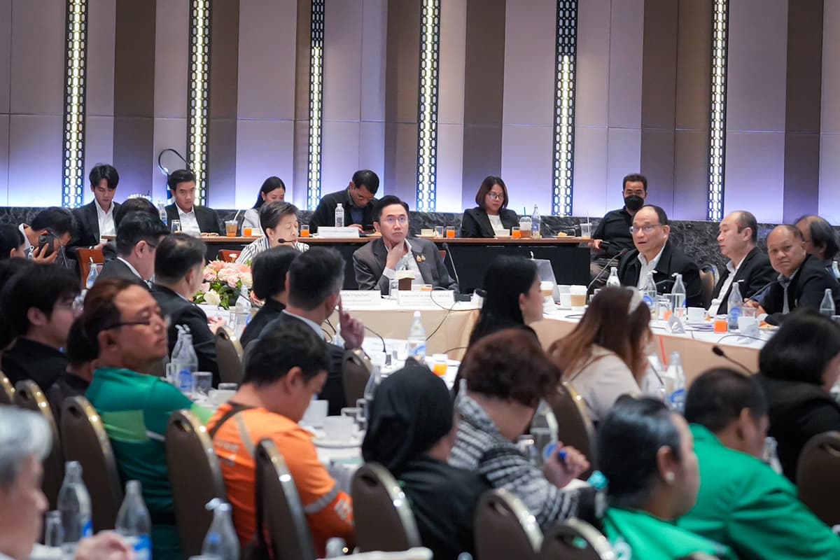 The-National-Human-Rights-Commission-held-a-seminar-to-join-forces-in-finding-solutions-to-the-PM2.5-SPACEBAR-Photo01.jpg