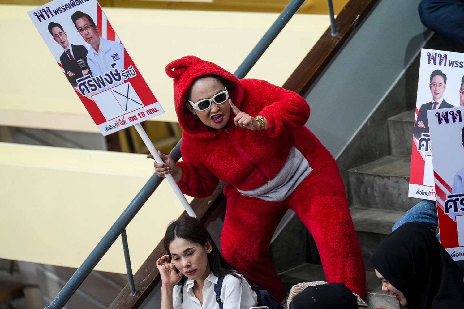 Photo Story : เปิดภาพการเมืองหลากเฉด บรรยากาศ ‘จับเบอร์ สส.กทม.’