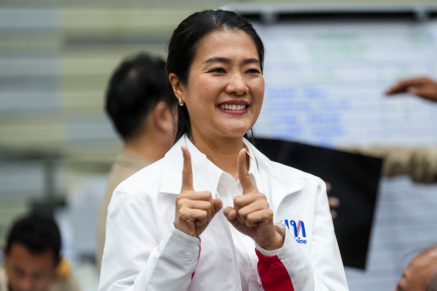 Photo Story : เปิดหมายเลข 'ผู้สมัคร สส.กรุงเทพฯ ตัวตึง' ลุยหาเสียงเลือกตั้ง 69’