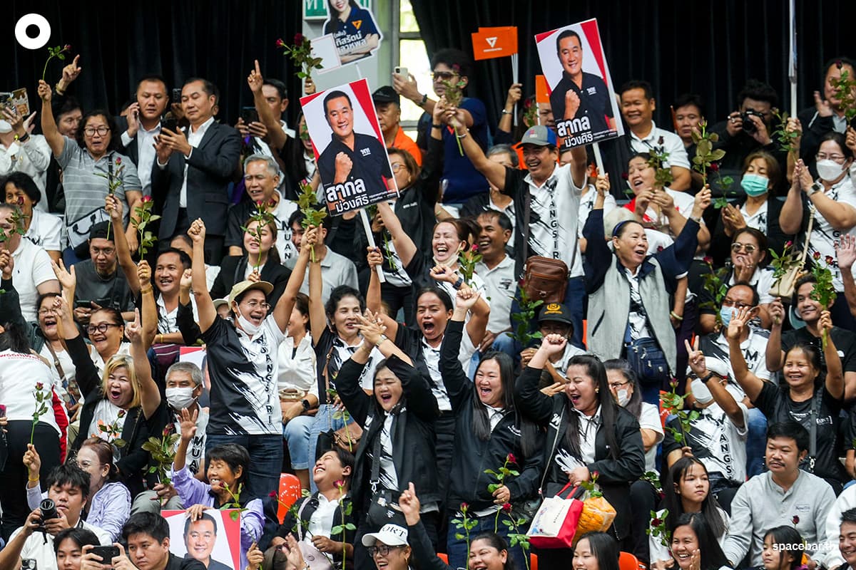 The-atmosphere-at-the-end-of-the-campaign-registration-period-for-Bangkok-MPs-SPACEBAR-Photo10.jpg