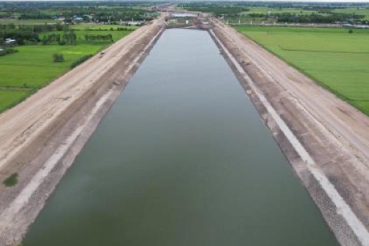 Truth- About-Drainage-Solutions-for-Flooding-SPACEBAR-Photo02-1.jpg