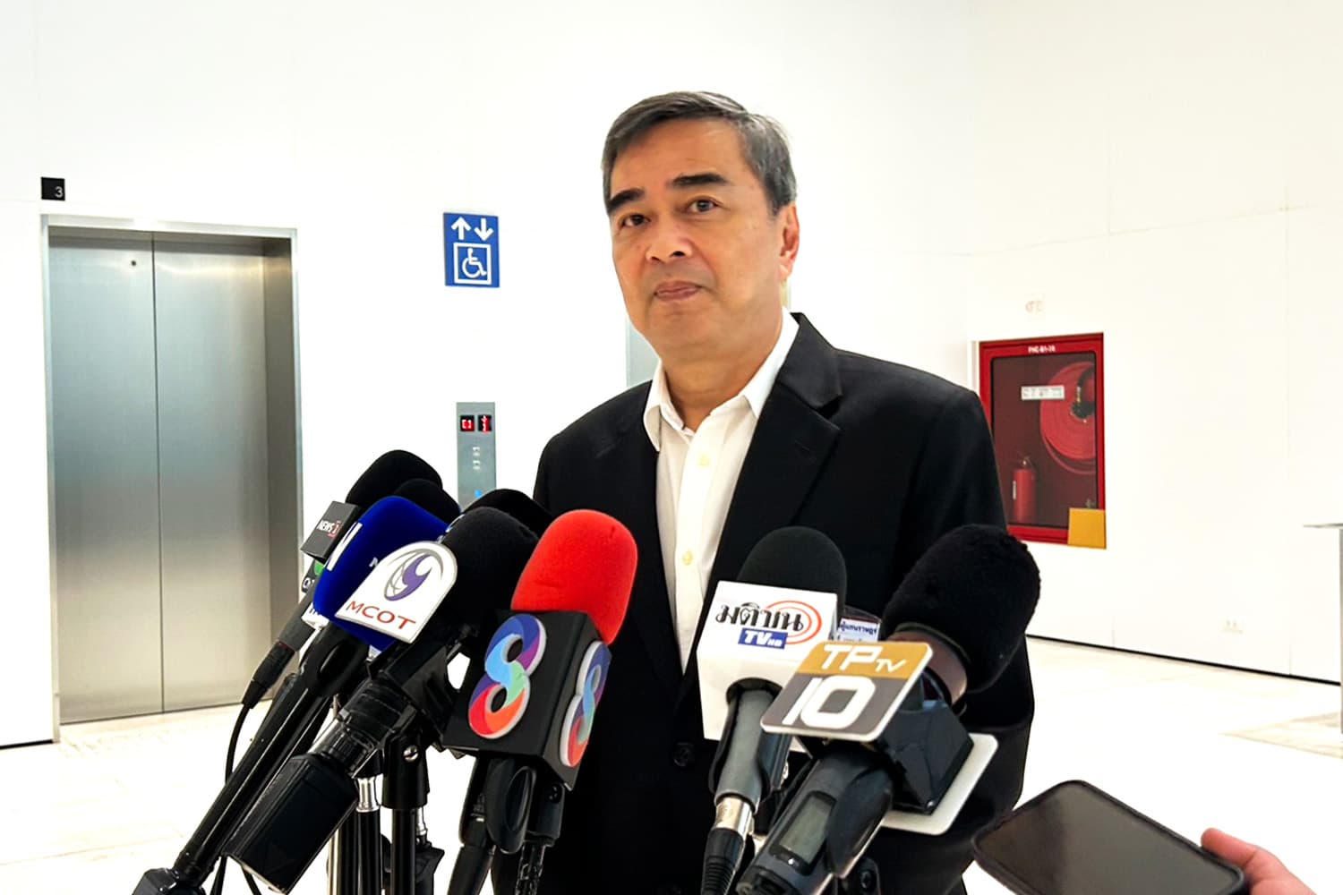 ‘อภิสิทธิ์’ ชี้ ‘ครม.ชุดใหม่’ ไม่เหนือความคาดหมาย