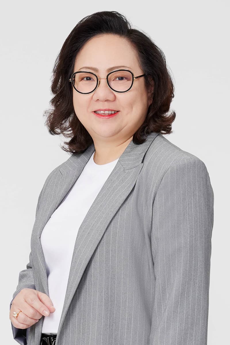 ais-digital-free-courses-SPACEBAR-Photo V01.jpg