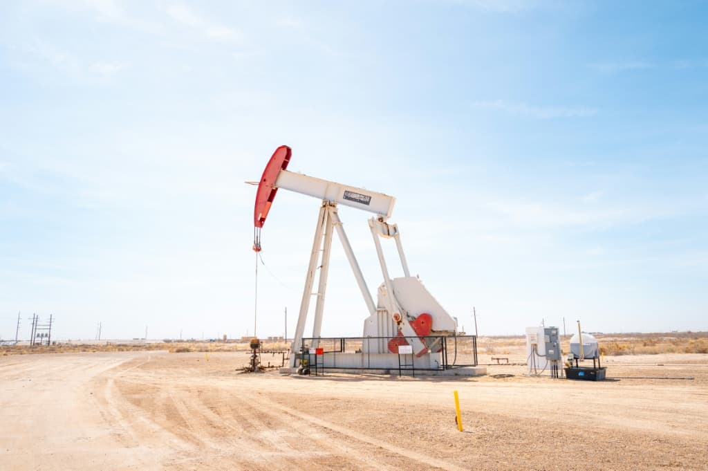 ทรัมป์ขู่ถล่มอิหร่าน ยื่นคำขาด 48 ชั่วโมงเปิดฮอร์มุซ หุ้นเอเชียดิ่ง น้ำมันพุ่ง 112 ดอลลาร์