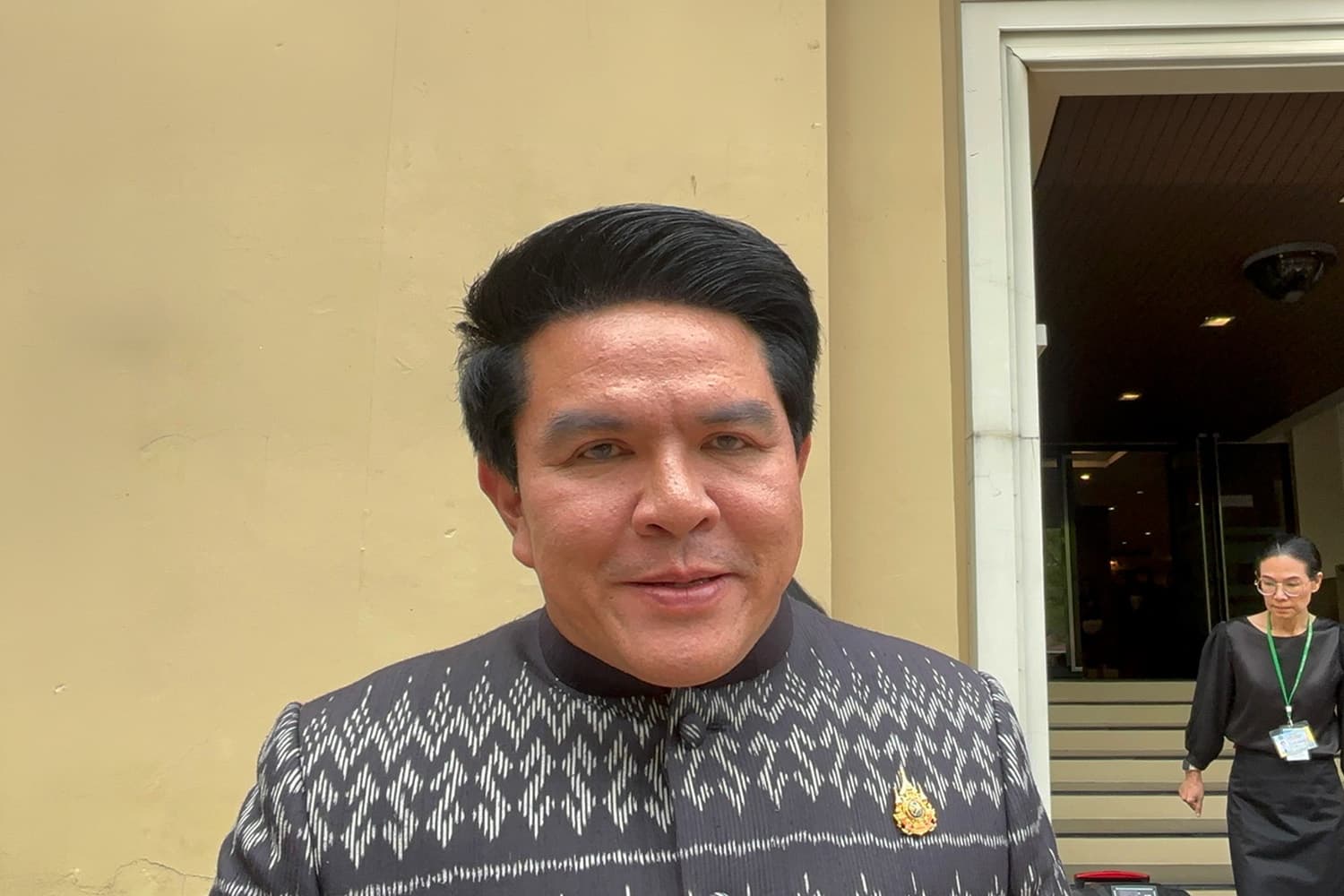 ครม.ยกเลิกฟรีวีซ่า 60 วัน กลับใช้เกณฑ์เดิม