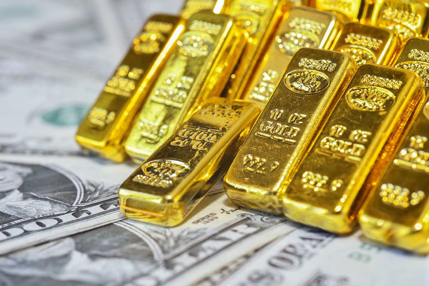 ทองคำพุ่งแรงแตะ 67,100 บาท บาทแข็งหนุนต่อ