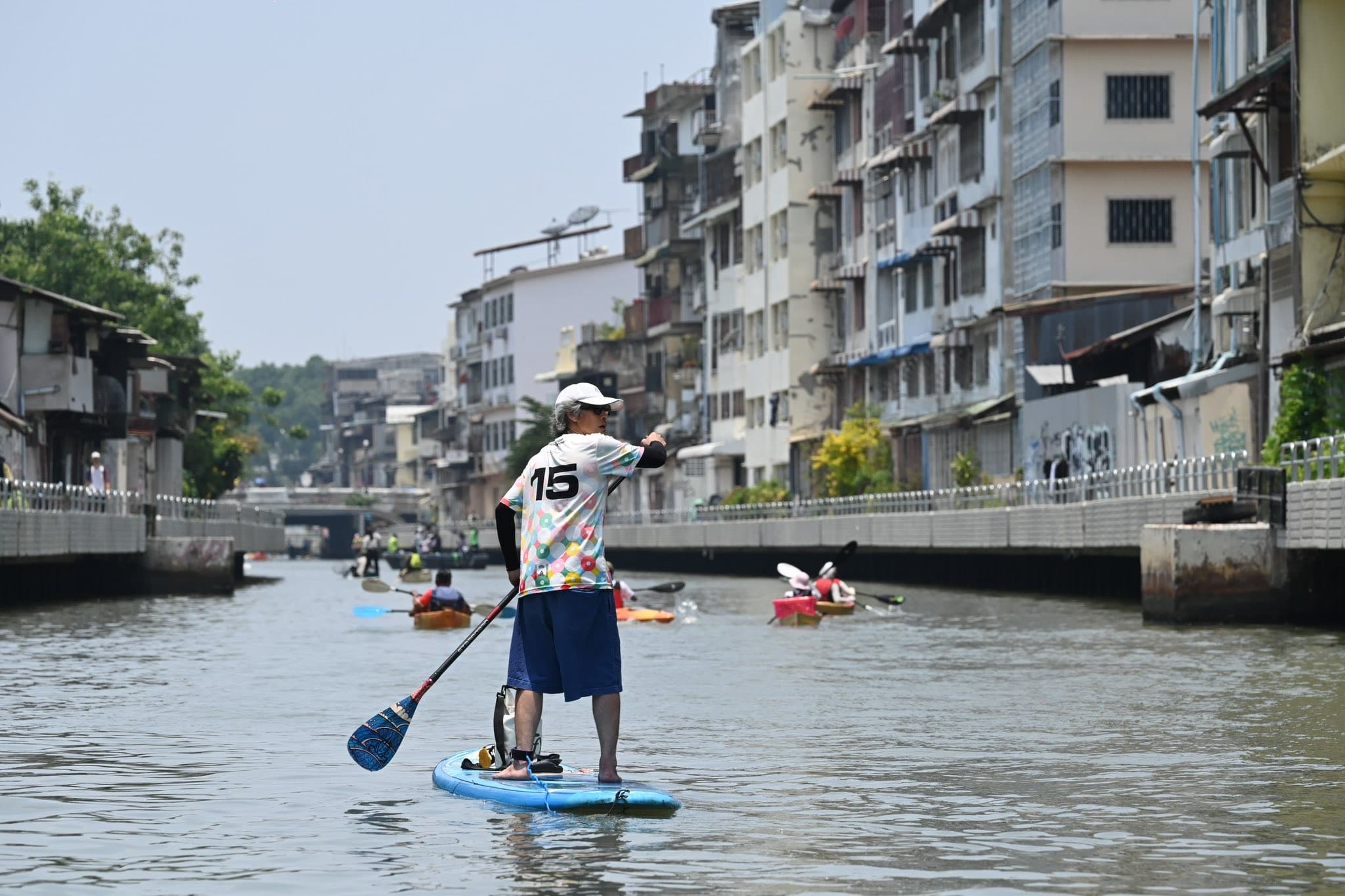 green-space-bma-thammasat-khlong-saen-saep-cleanup-boat-restore-urban-water-sustainability-SPACEBAR-3.jpg