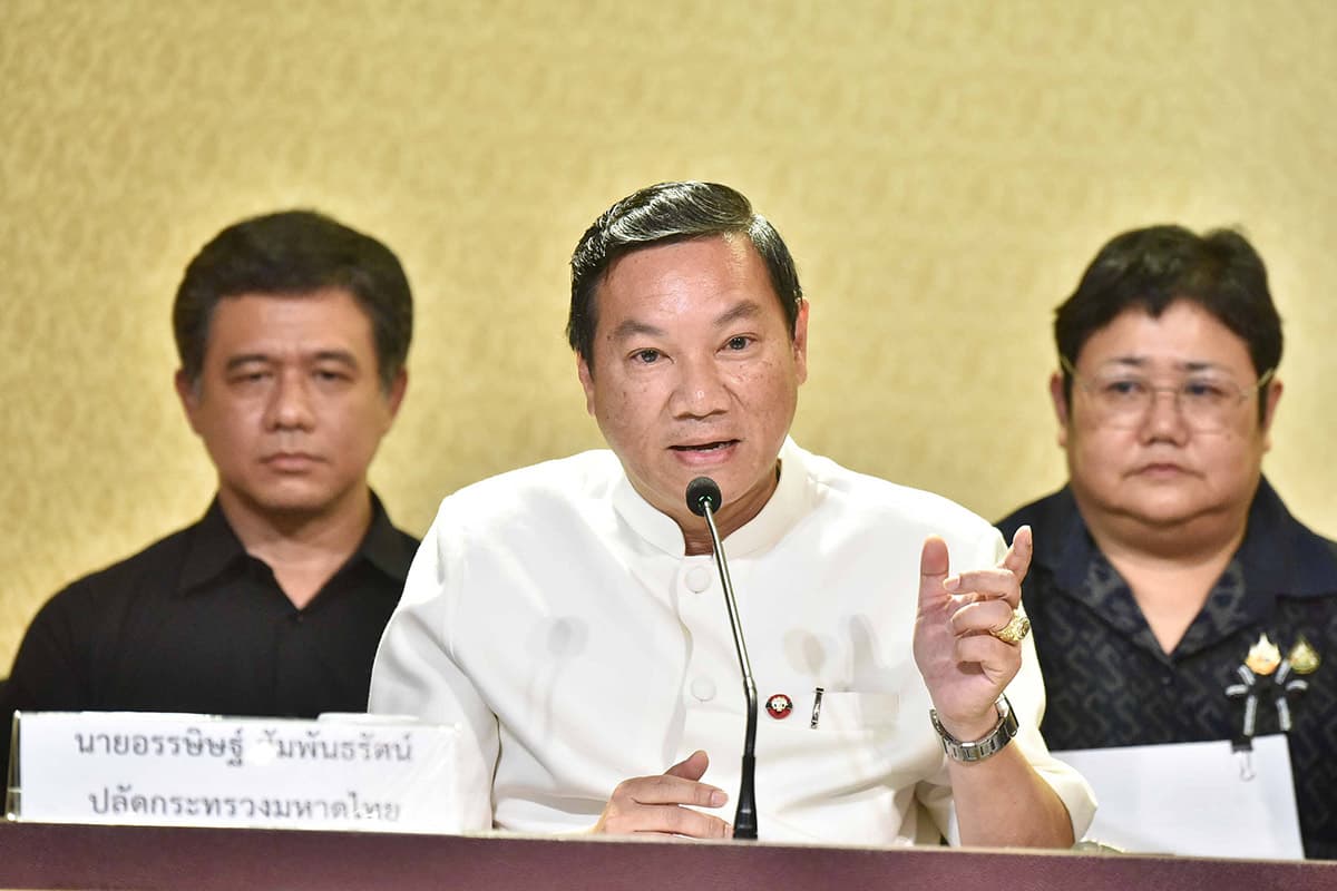 interior-ministry-investigates-five-officials-in-local-exam-cheating-case-SPACEBAR-Photo03.jpg
