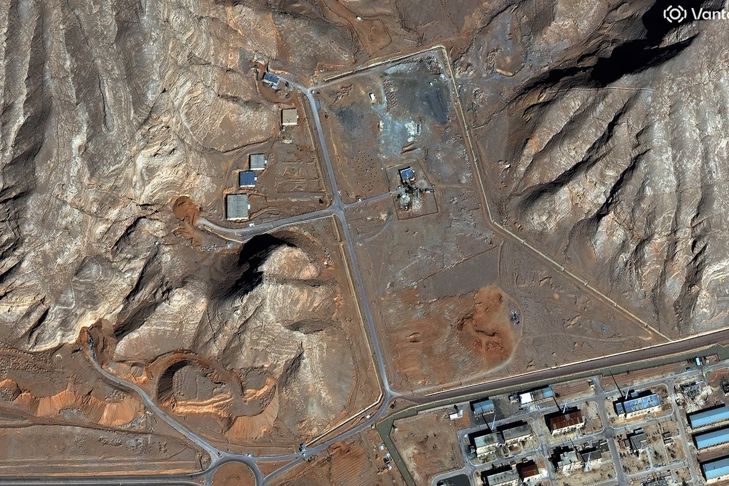 ภาพถ่ายดาวเทียมเผยอิหร่านเร่งเสริมแกร่งฐานนิวเคลียร์ใต้ดิน หวังป้องกันประเทศหากสหรัฐฯ-ยิวโจมตี