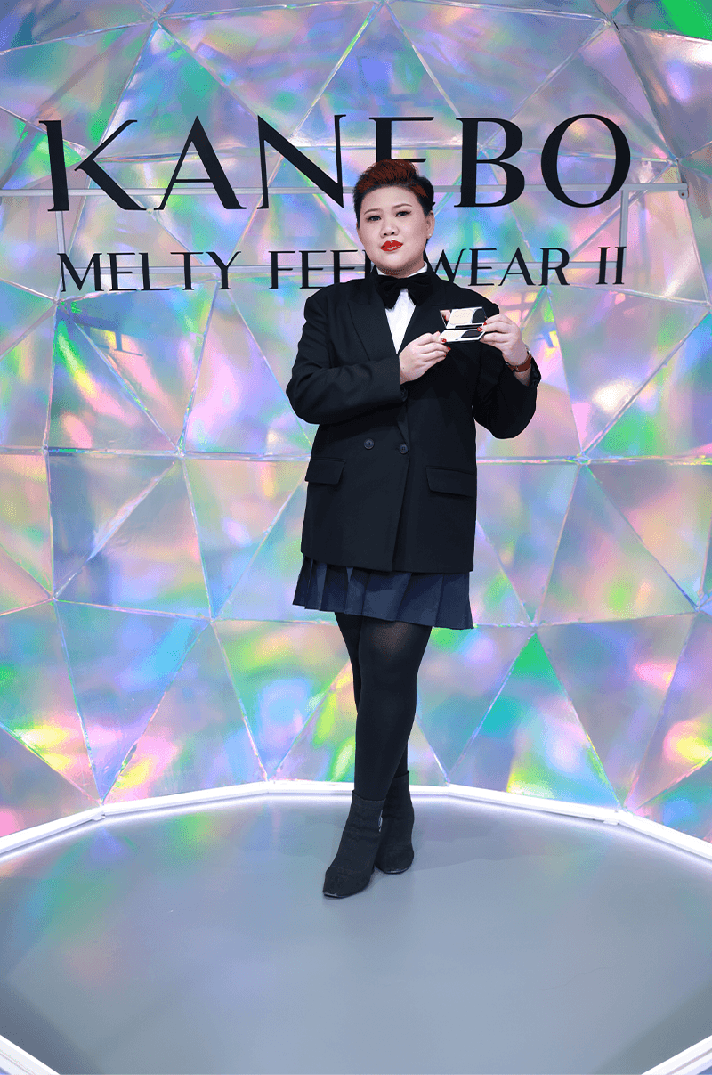 kanebo-melty-feel-wear-ii-SPACEBAR-Photo V01.png