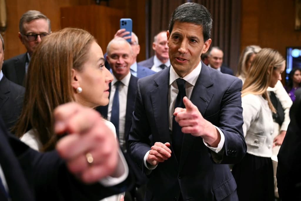 ระเบิดเวลาลูกใหม่? ‘เควิน วอร์ช’ คัมแบ็กนั่งเก้าอี้ประธาน Fed พร้อมวาระ ‘ปฏิวัติระบบ’ ท่ามกลางเงาบงการของทรัมป์