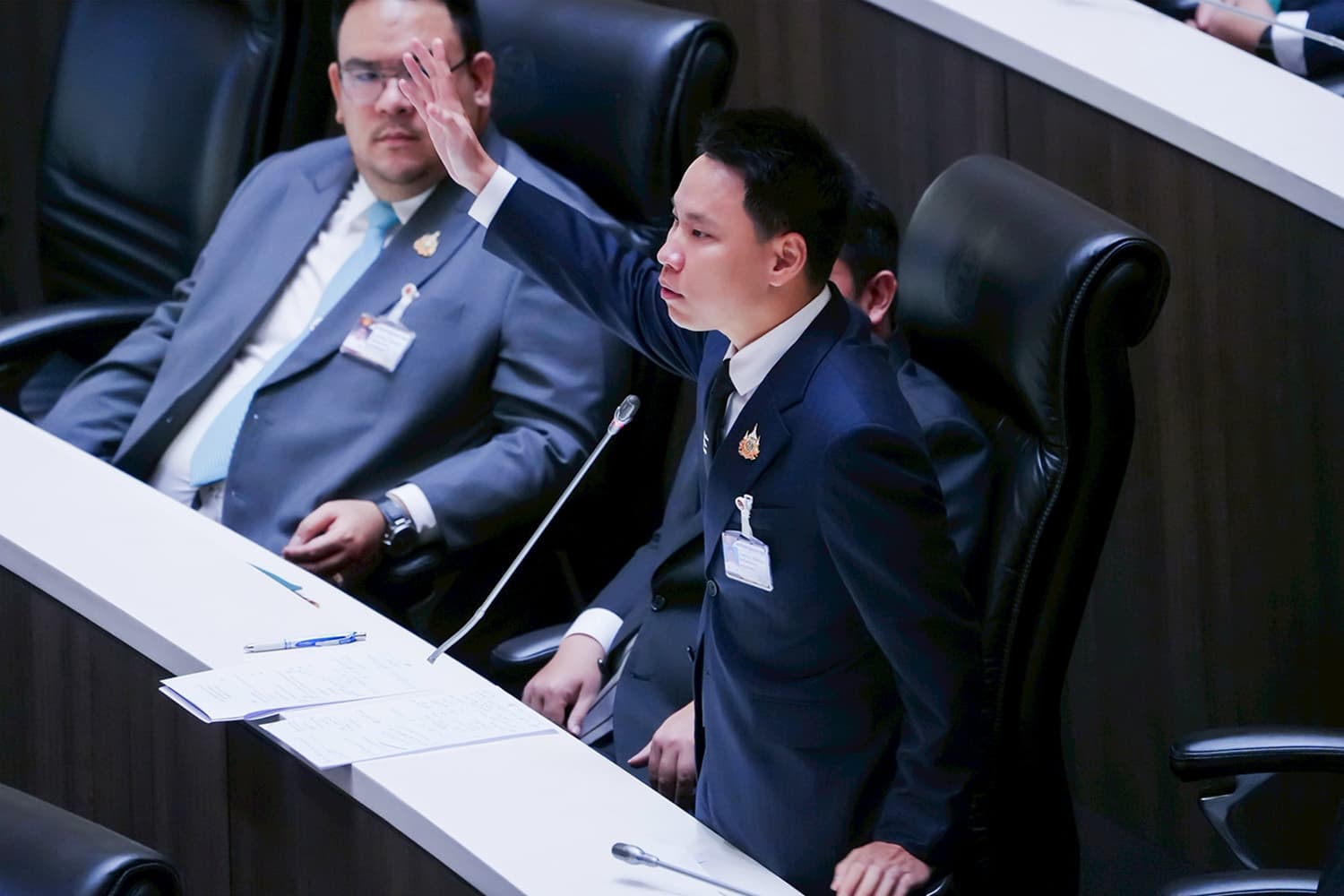 ‘อรรถกร’ บอก ‘อนุทิน’ ลืม ‘ธรรมนัส’ ไม่ว่า! แต่อย่าลืมความเดือดร้อน ปชช.